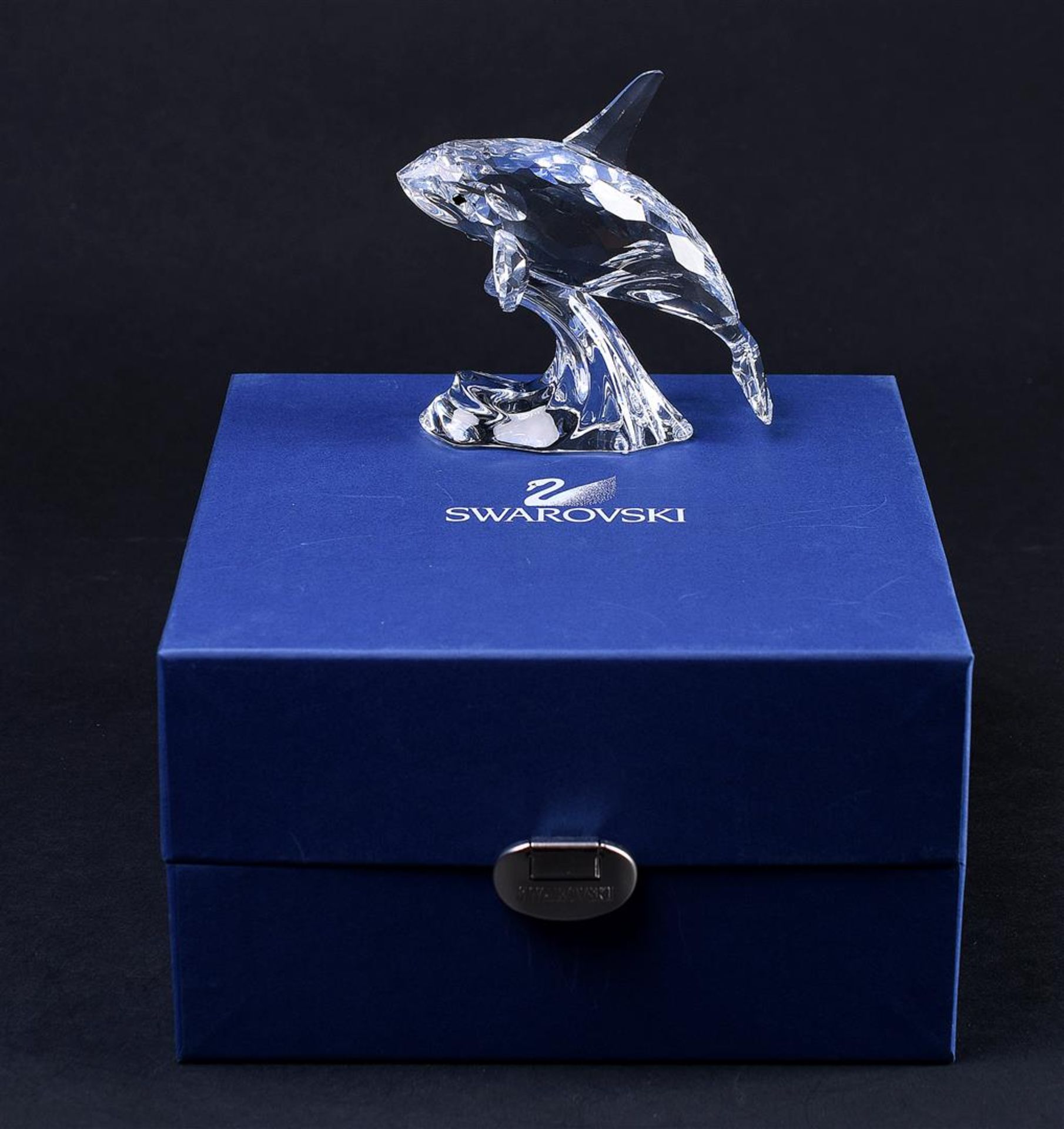 Swarovski, Orka, Year of issue 2003, 622939. Includes original box.
H. 10,5 cm. - Image 4 of 4