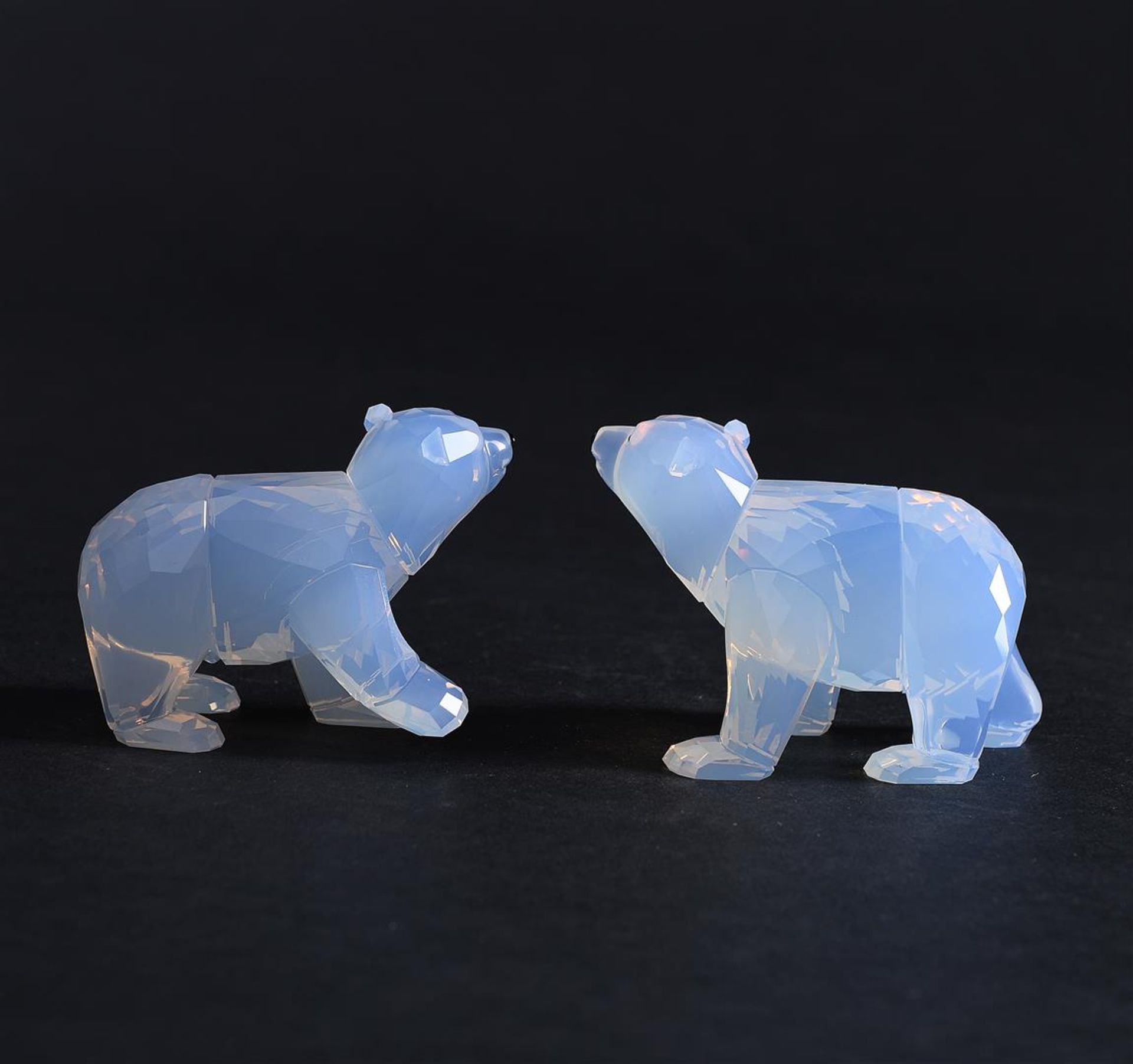 Swarovski SCS, Annual Edition 2011 - Arctic Bear Boy White Opal, Year of Edition 2011 ,1080774. Incl - Image 4 of 5