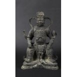A bronze figure of a warrior. China, Ming?
H. 25 cm.