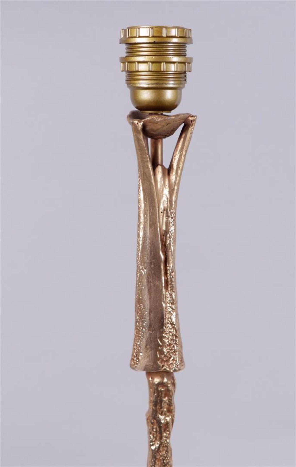 Pierre Casenove for Fondica, gold-plated lamp. Signed on the base.
H. 65 cm. - Image 3 of 3