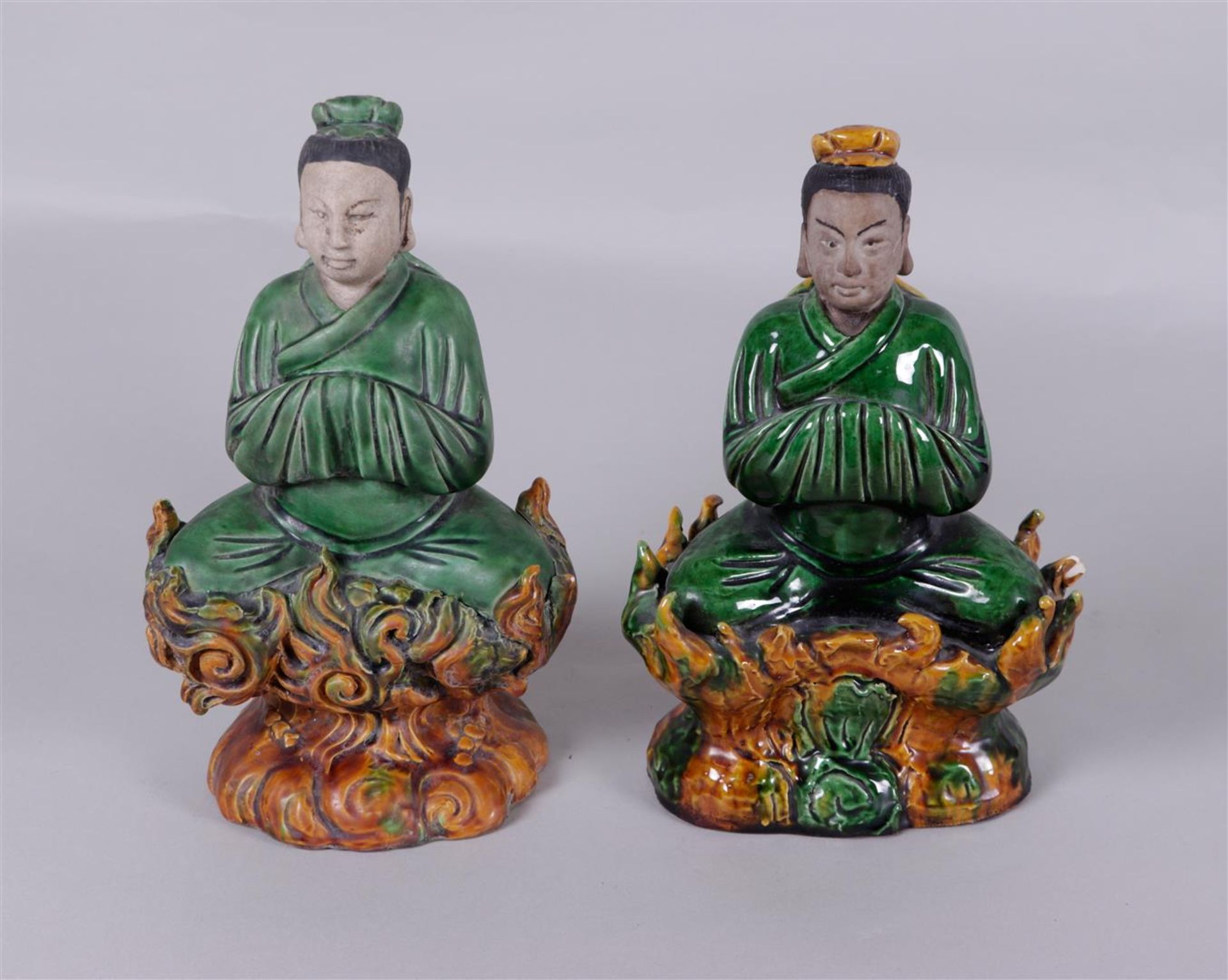 Two Sancai figures. China, 19/20th century.
H. 34 cm.