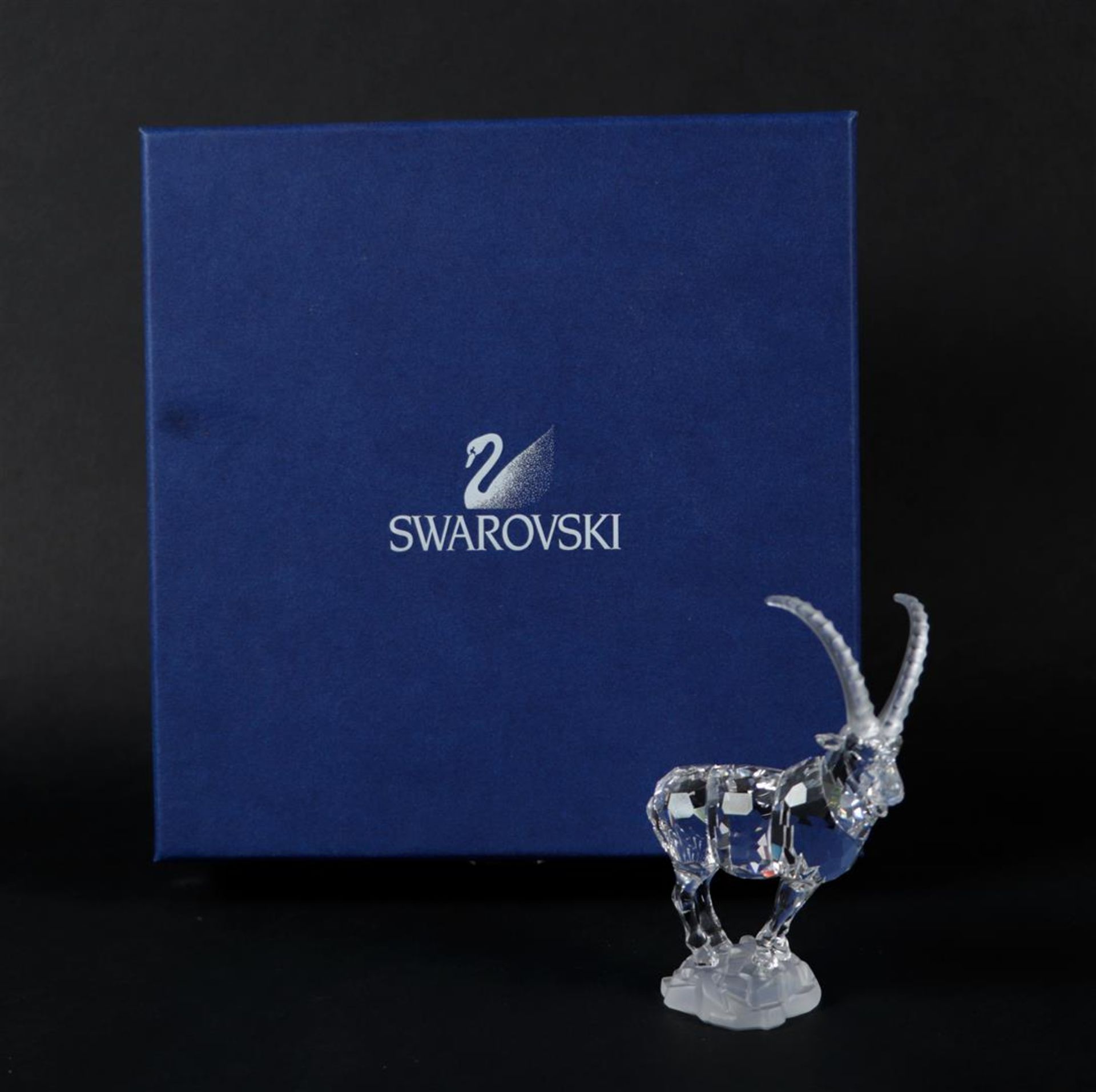 Swarovski, Capricorn 275439, year of issue 2001. In original box.
9.7 x7 cm - Image 3 of 3