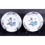 A set of two doucai plates. China, 18th century.
Diam. 23,5 cm.