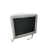 macintosh M6496 18 inch screen, not tested.