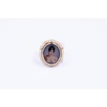 14kt Bicolor gold brooch / pendant with beautiful hand-painted porcelain portrait plaque, set with 3