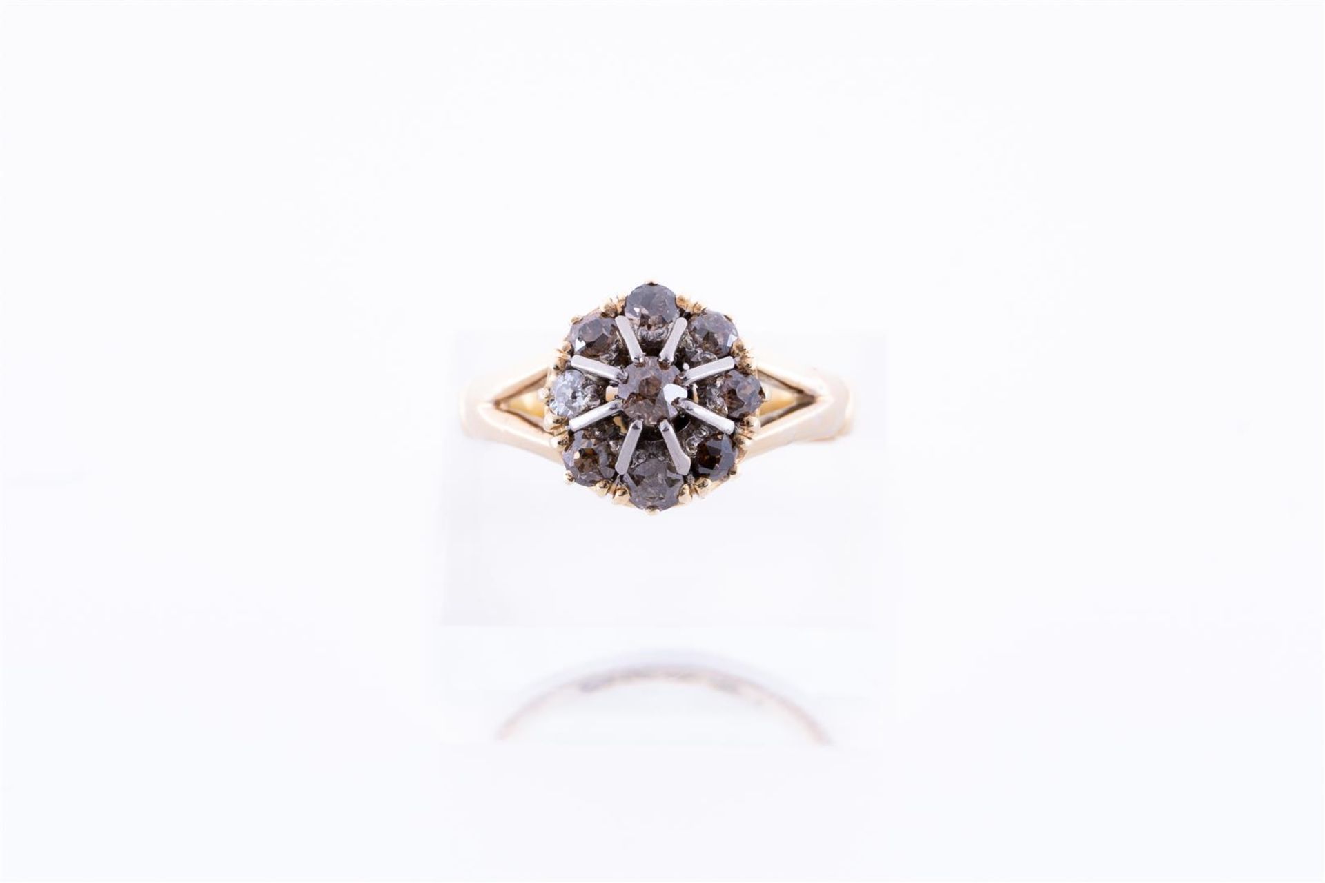 18kt Bicolor gold rosette ring set with 8 old European cut brown diamonds, 1 of which is approx. 0.1 - Bild 2 aus 4