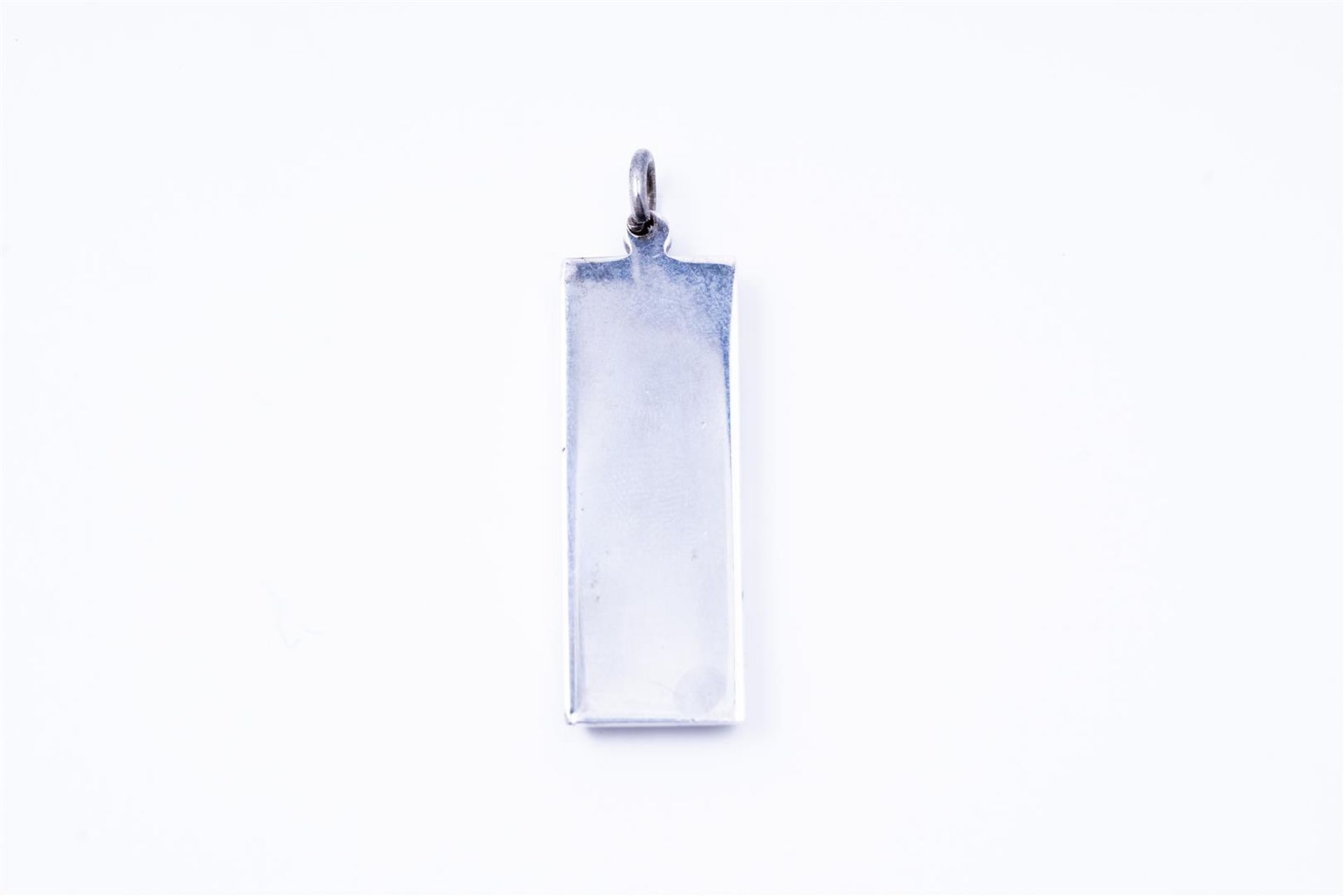 Silver silver bar Ingot pendant with British hallmarks.
Handmark 'Lion Passant' stands for sterling  - Image 2 of 2