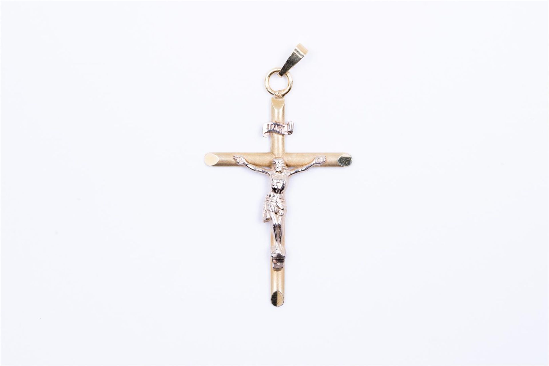 14kt bicolor gold cross pendant.
The cross is beautifully finished with great attention to detail. J