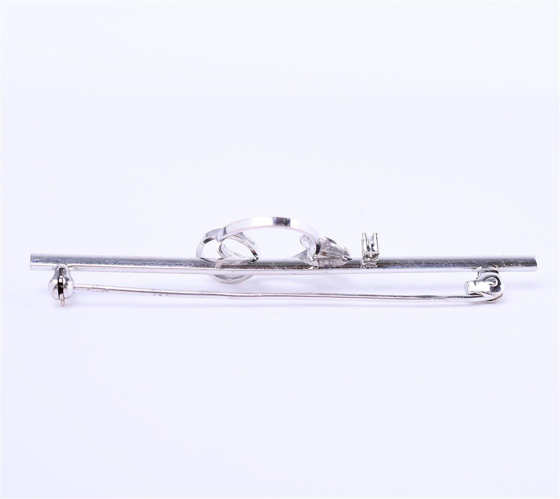 14kt modern white gold brooch set with 1 old European cut diamond of approx. 0.01ct. Hallmarks prese - Bild 3 aus 5