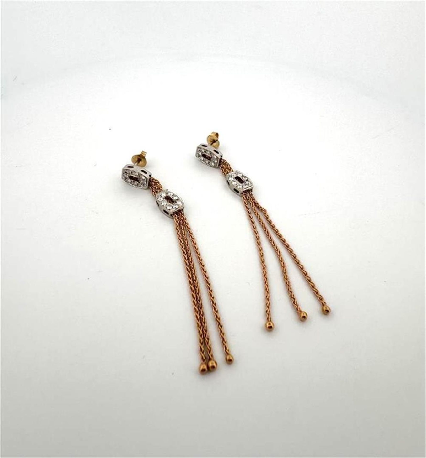 18kt bicolor gold earrings in "Mattioli Puzzle" style. 
The earrings are each equipped with 3 foxtai - Image 2 of 2