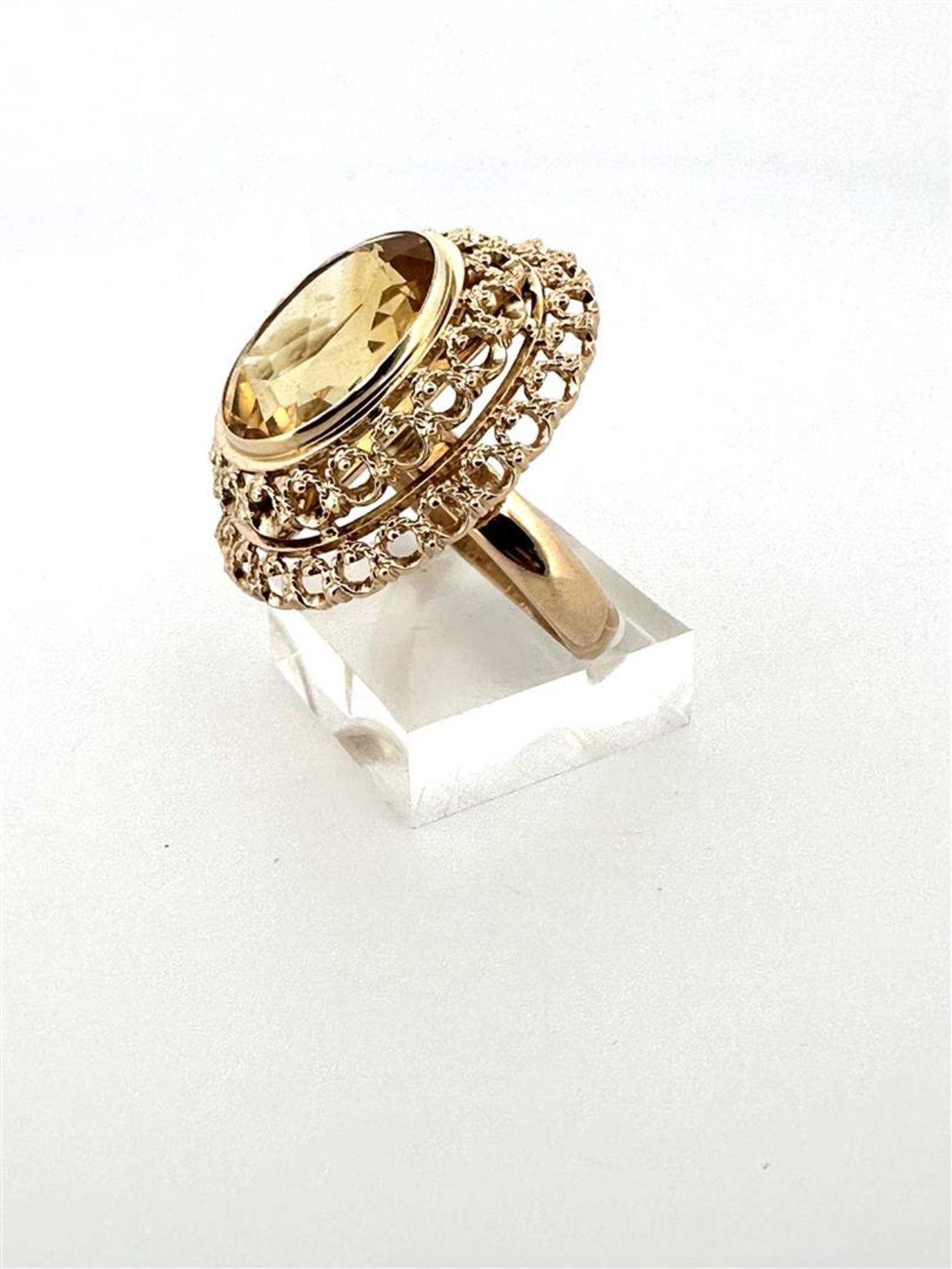 14kt yellow gold statement cocktail ring with citrine. 
The ring has a beautiful openwork double edg - Bild 3 aus 6