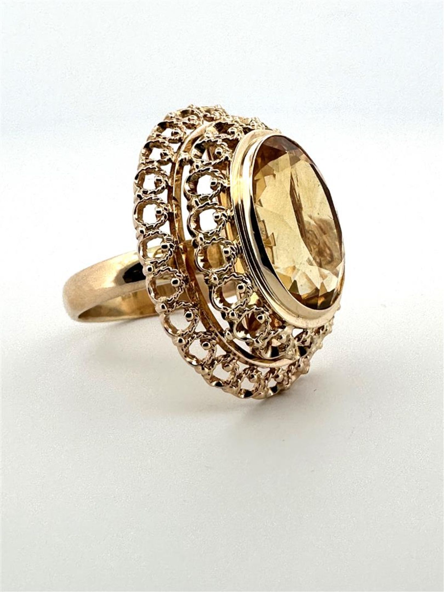 14kt yellow gold statement cocktail ring with citrine. 
The ring has a beautiful openwork double edg - Bild 5 aus 6