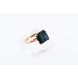 18kt Yellow gold solitaire ring set with princess cut moldavite. (natural glass)
Set with no. 1393-0