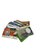A lot of twenty various coin cards, of which 15 are worth 5 euros and 5 are worth 10 euros.