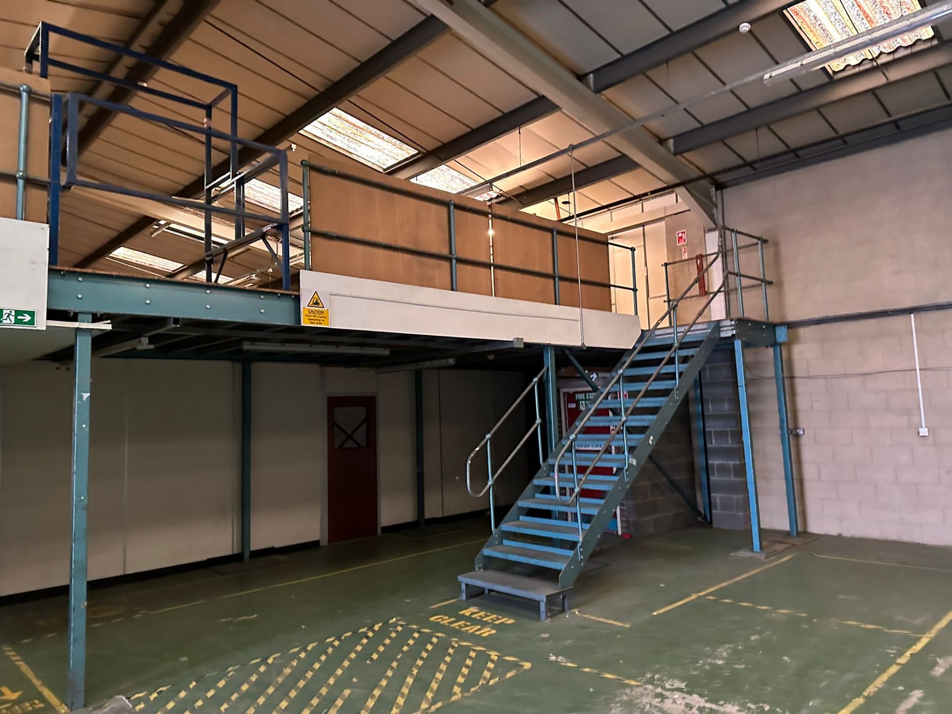 Mezzanine Floor - 498m2 - 2 Staircases, a Pallet Gate & Handrail - Image 4 of 7