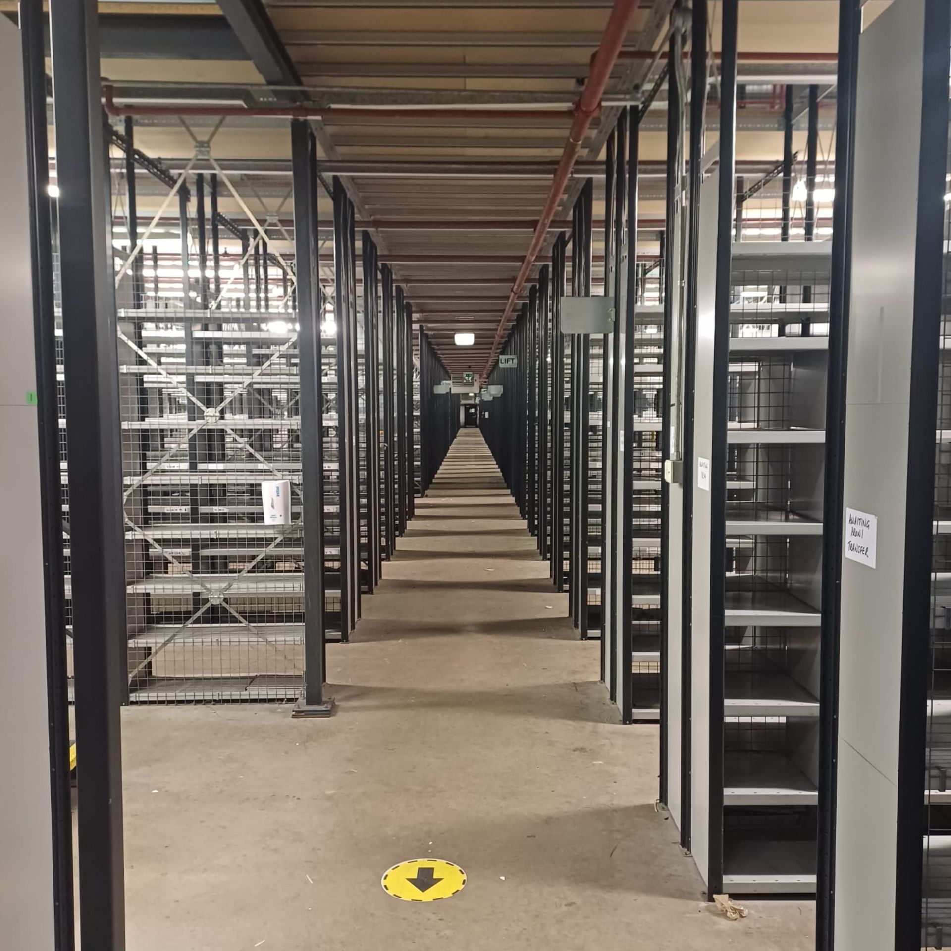 50 Bays - 3.5m height - Link 51 Shelving - 400mm depth x 1m length