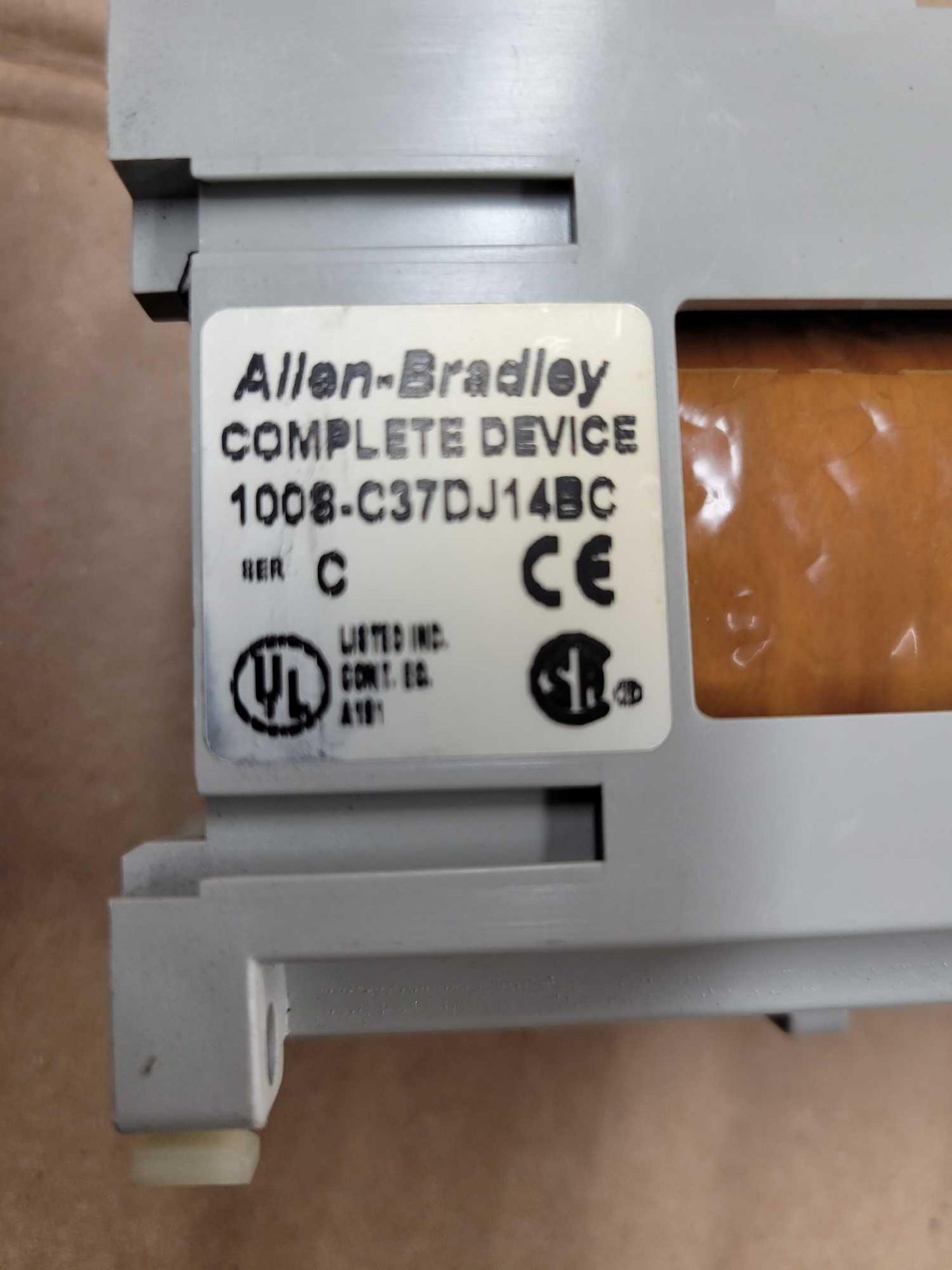 LOT OF 5 ALLEN BRADLEY 100S-C37DJ14BC / Guardmaster Safety Contactor - Image 2 of 4