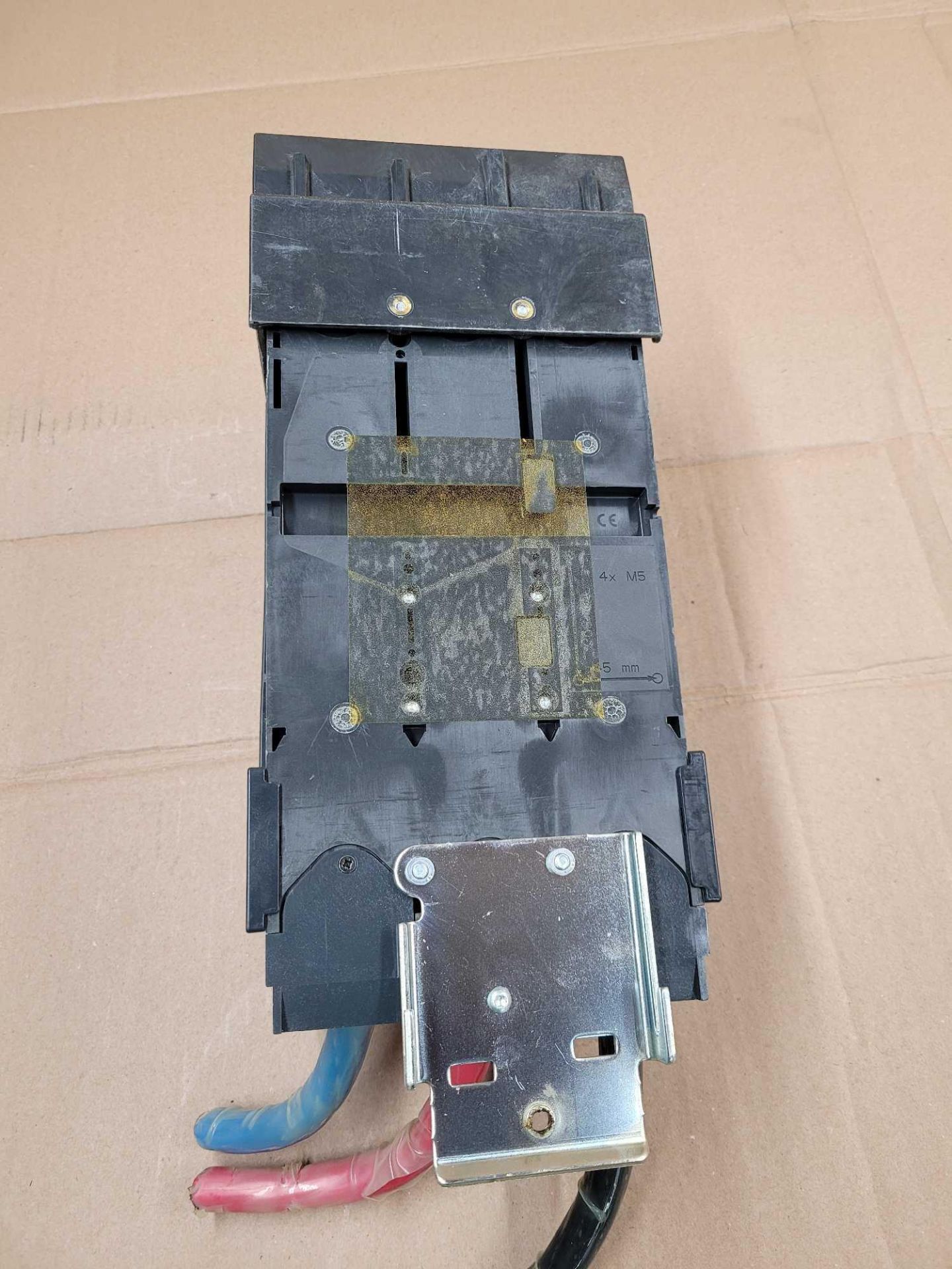 SQUARE D LJA36400U31X / 400 Amp Circuit Breaker - Image 3 of 3