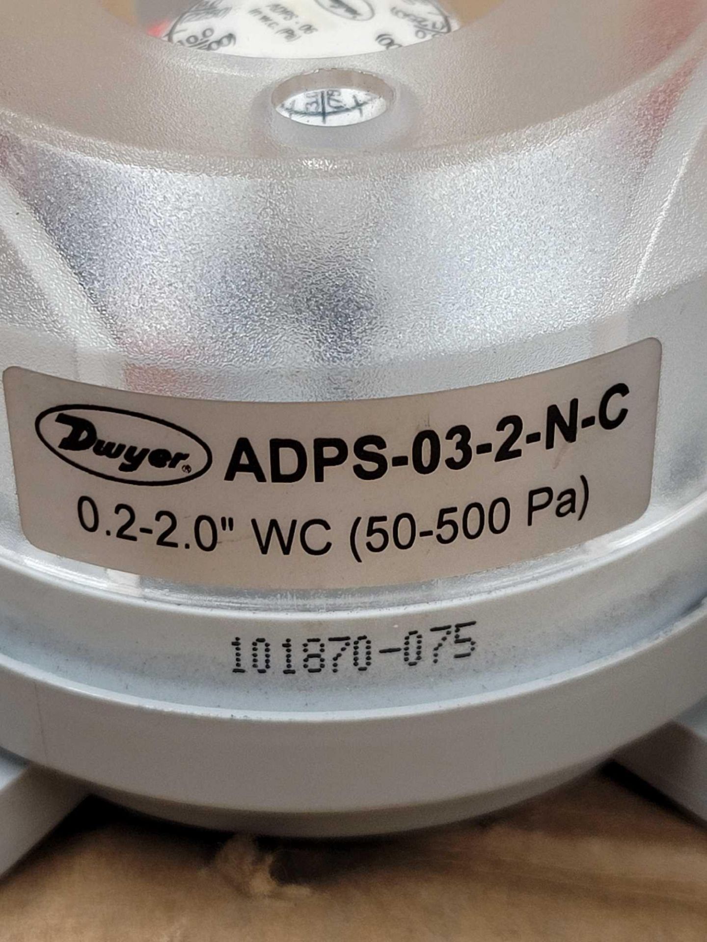 LOT OF 2 DWYER / (1) ADPS-03-2-N-C / (1) ADPS-06-2-N / Differential Pressure Switch / Lot Weight: 0. - Image 4 of 7