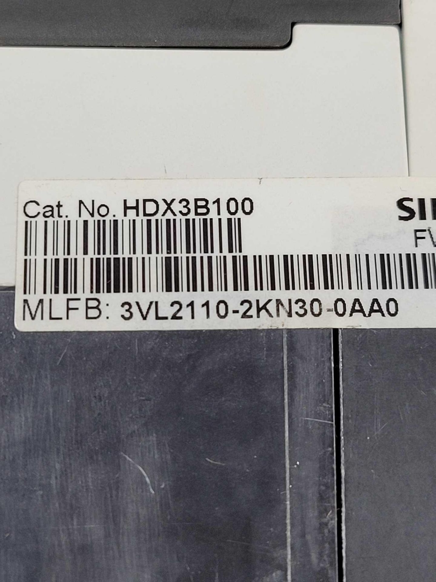 LOT OF 4 SIEMENS HDX3B100 / 100 Amp Circuit Breaker  /  Lot Weight: 18.8 lbs - Image 5 of 8