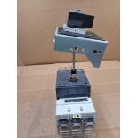 SIEMENS HJX3P400 with 3VL9400-3HE01 / 400 Amp Circuit Breaker with Rotary Operating Mechanism  /  Lo