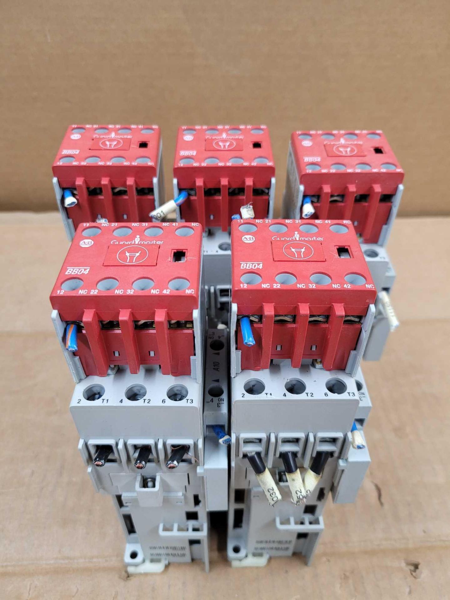 LOT OF 5 ALLEN BRADLEY 100S-C37DJ14BC / Series C Guardmaster Safety Contactor  /  Lot Weight: 10.6 l