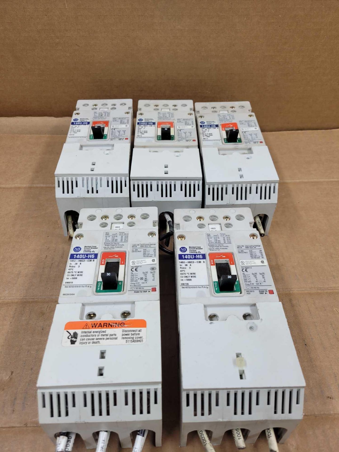 LOT OF 5 ALLEN BRADLEY 140U-H6C3-C30B / 30 Amp Molded Case Circuit Breaker / Lot Weight: 13.0 lbs