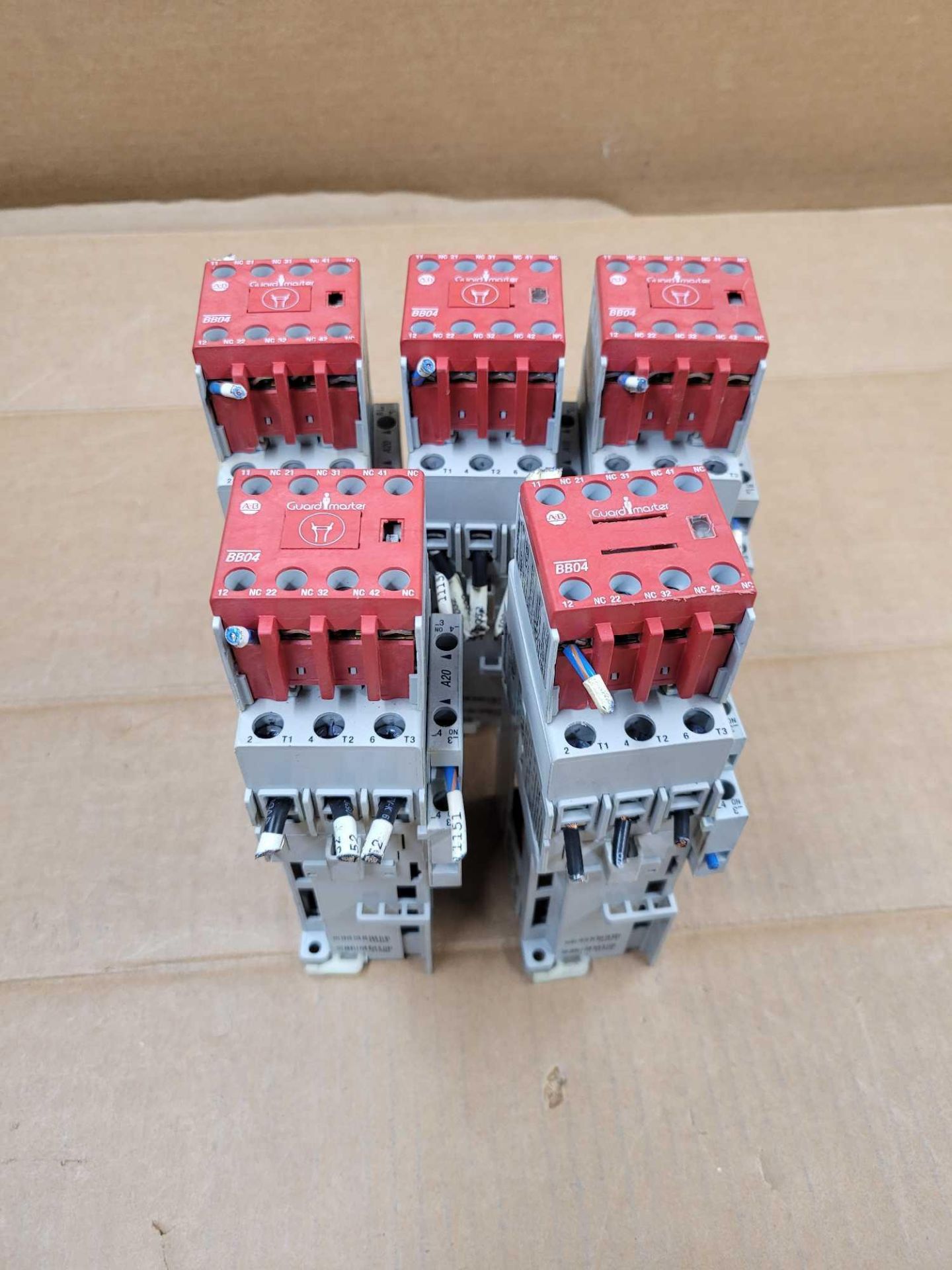 LOT OF 5 ALLEN BRADLEY 100S-C37DJ14BC / Series C Guardmaster Safety Contactor  /  Lot Weight: 10.6 l