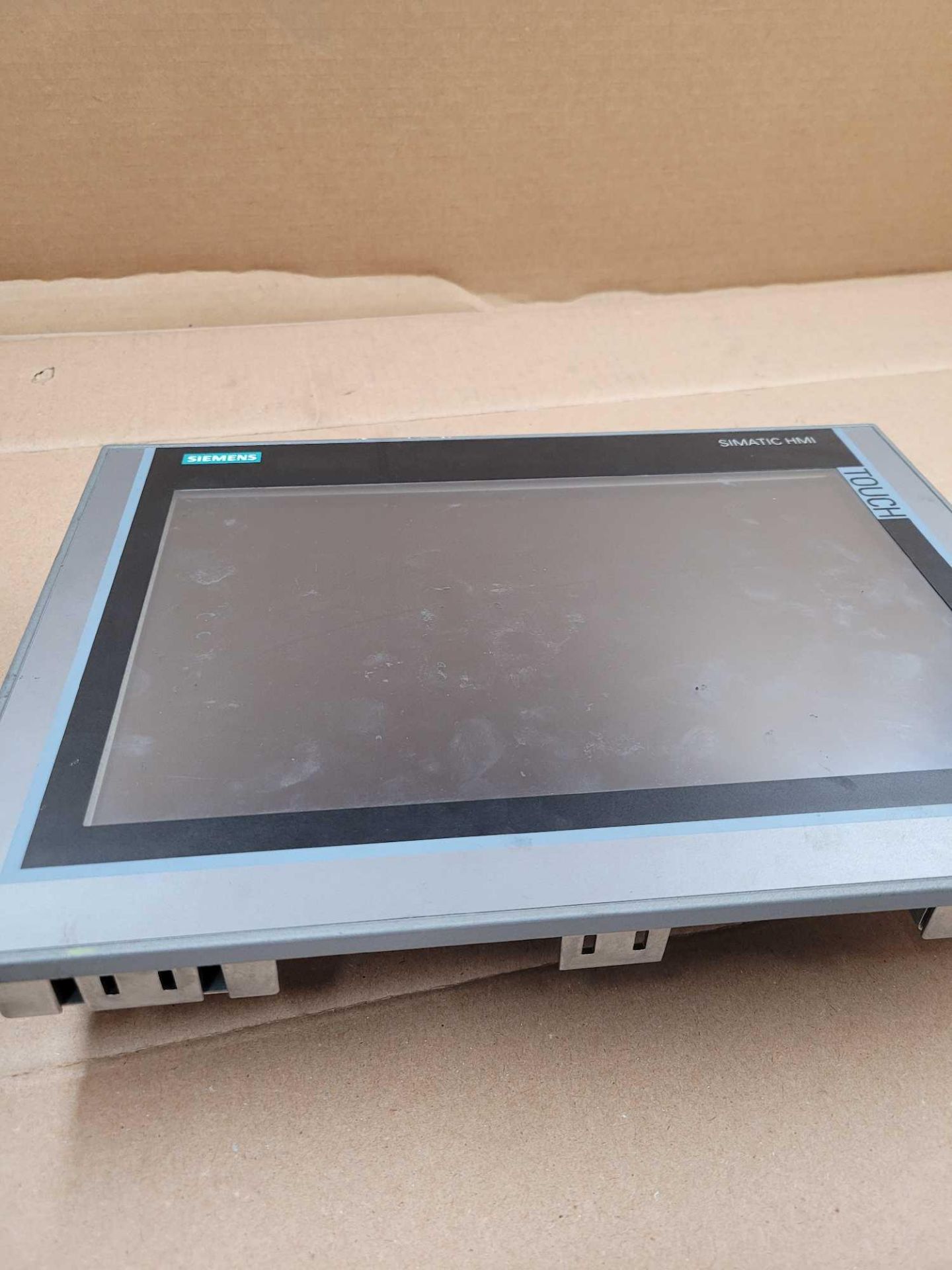 SIEMENS 6AV2124-0MC01-0AX0 / Simatic HMI Operator Interface Panel  /  Lot Weight 6.4 lbs - Image 5 of 5