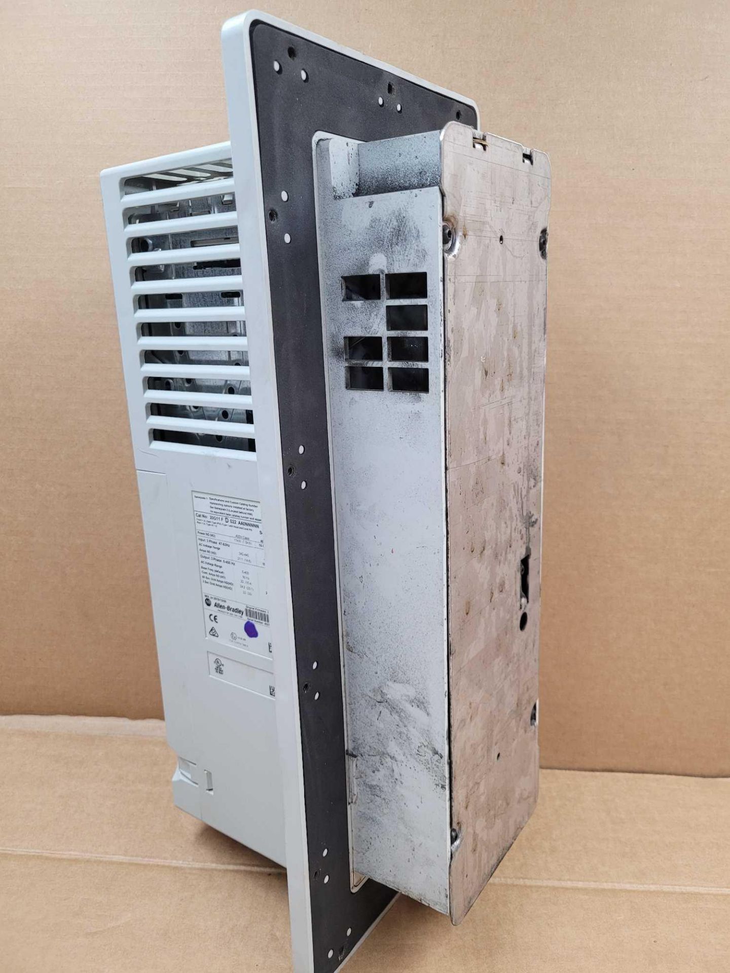 ALLEN BRADLEY 20G11FD022AA0NNNNN / Series A Powerflex 755 AC Drive  /  Lot Weight: 16.8 lbs - Image 4 of 6