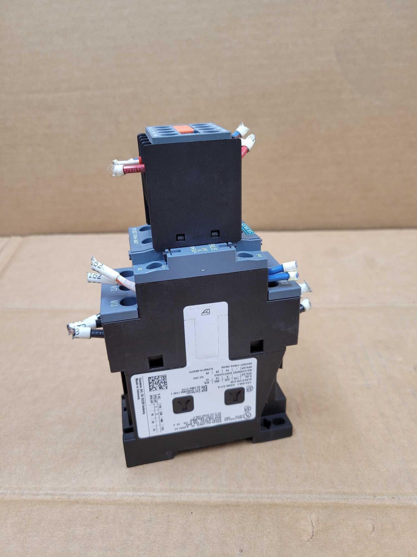 LOT OF 2 SIEMENS 3RT2027-1FB44-3MA0 / Power Contactor  /  Lot Weight: 2.8 lbs - Image 2 of 7