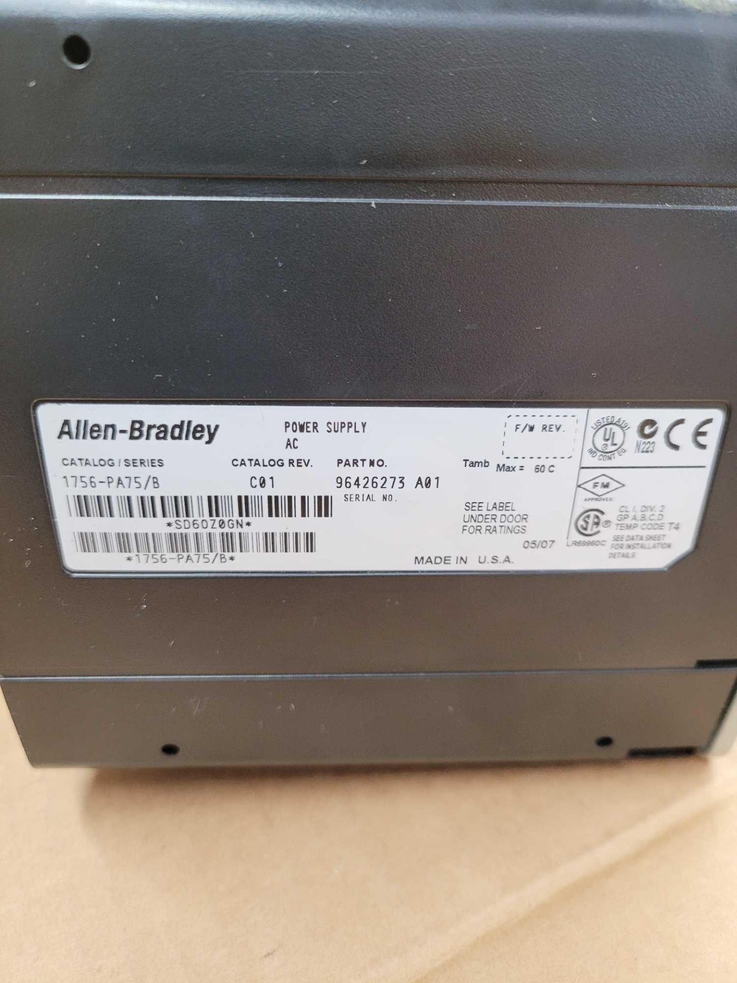 ALLEN BRADLEY 1756-PA75 with 1756-A10 / Series B ControlLogix Power Supply with Series B 10 Slot PLC - Image 4 of 9