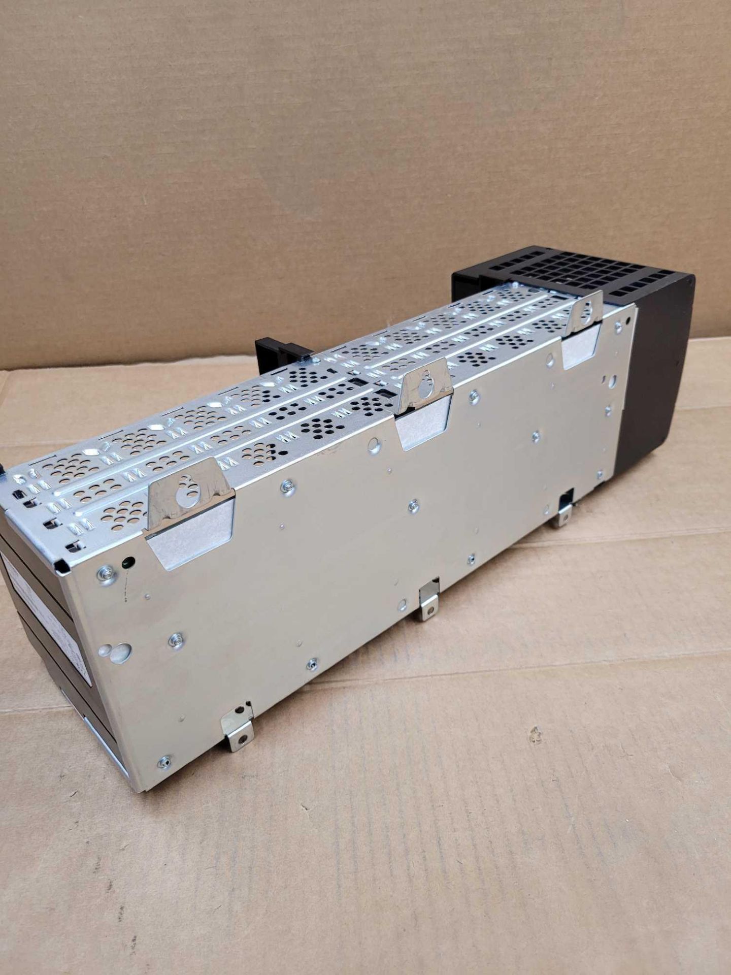ALLEN BRADLEY 1756-PA75 with 1756-A10 / Series B ControlLogix Power Supply with Series B 10 Slot PLC - Image 8 of 8