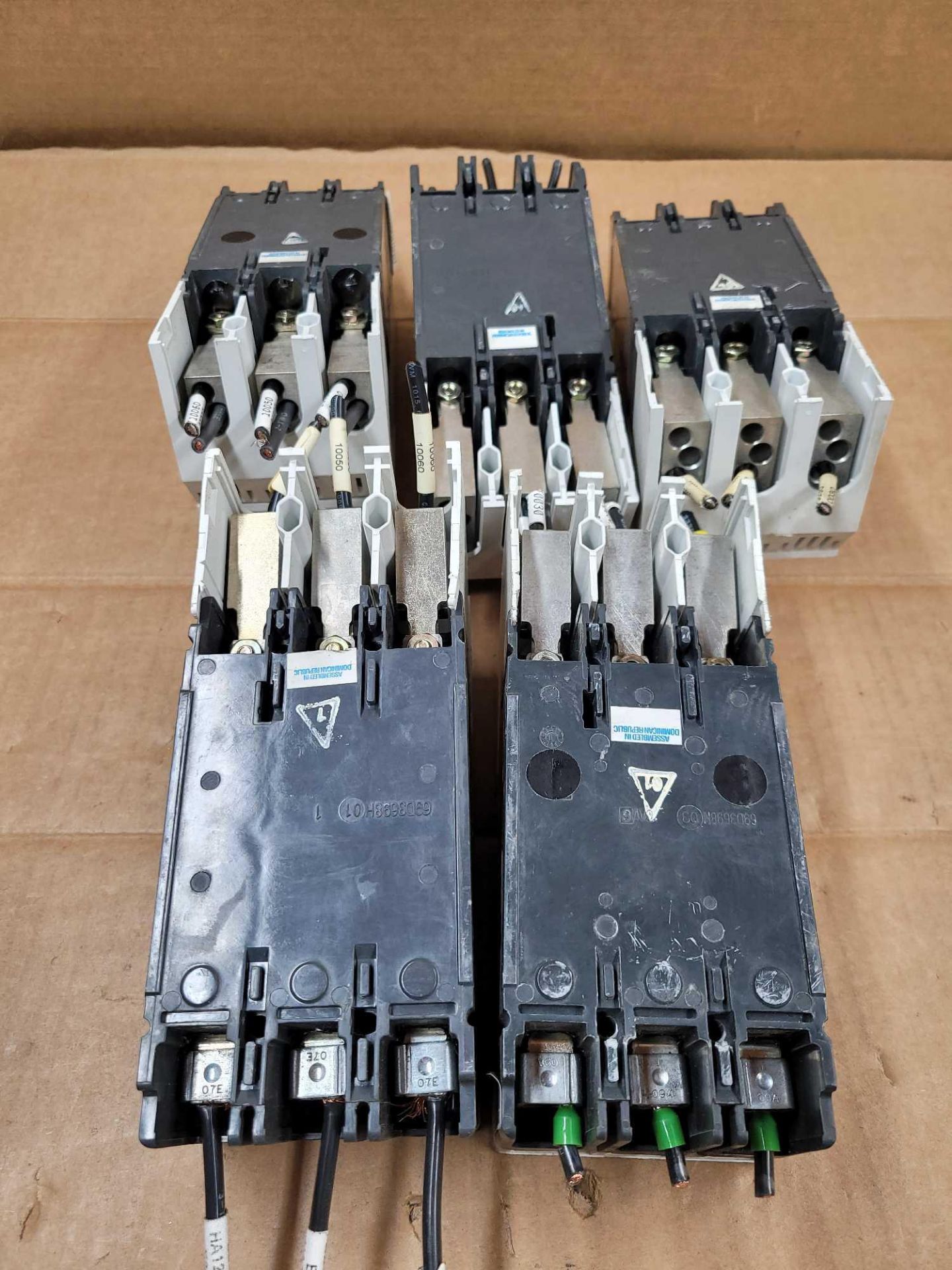 LOT OF 5 ALLEN BRADLEY 140U-H6C3-C30B / 30 Amp Molded Case Circuit Breaker  /  Lot Weight: 13.2 lbs - Image 7 of 7