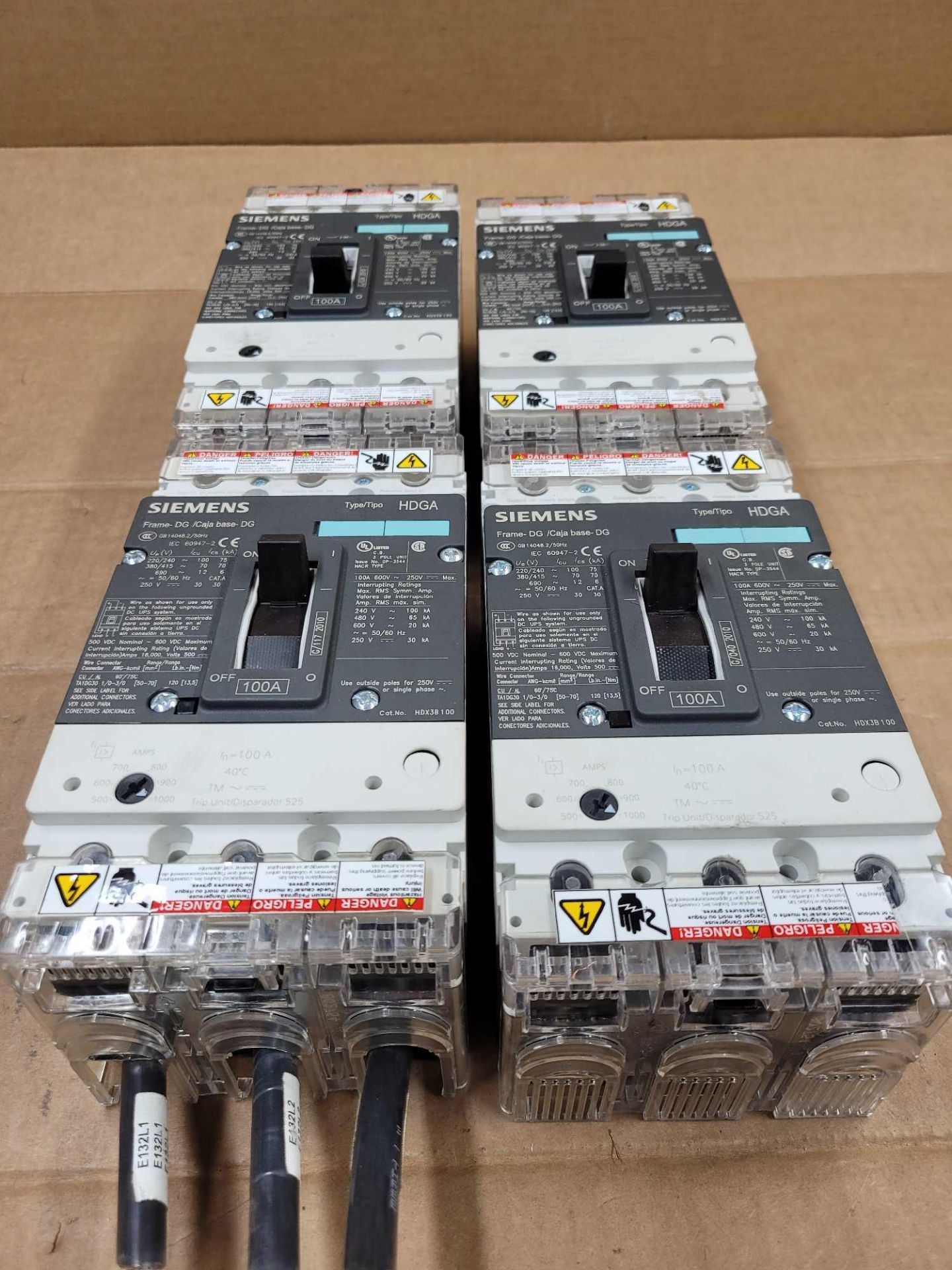 LOT OF 4 SIEMENS HDX3B100 / 100 Amp Circuit Breaker  /  Lot Weight: 19.2 lbs