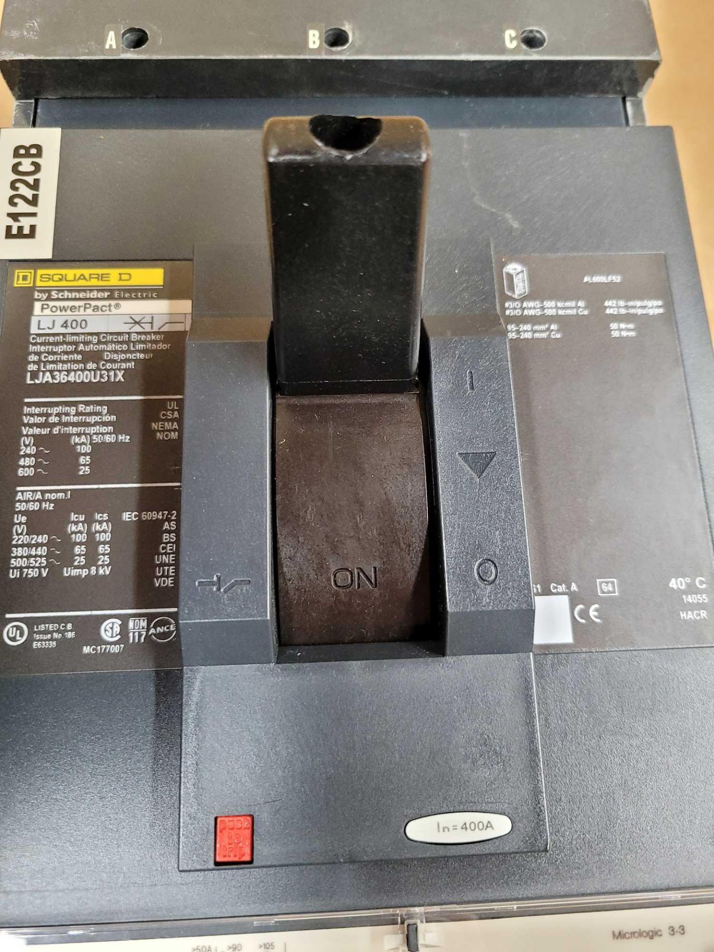 SQUARE D LJA36400U31X / 400 Amp Molded Case Circuit Breaker  /  Lot Weight: 16.6 lbs - Image 2 of 6
