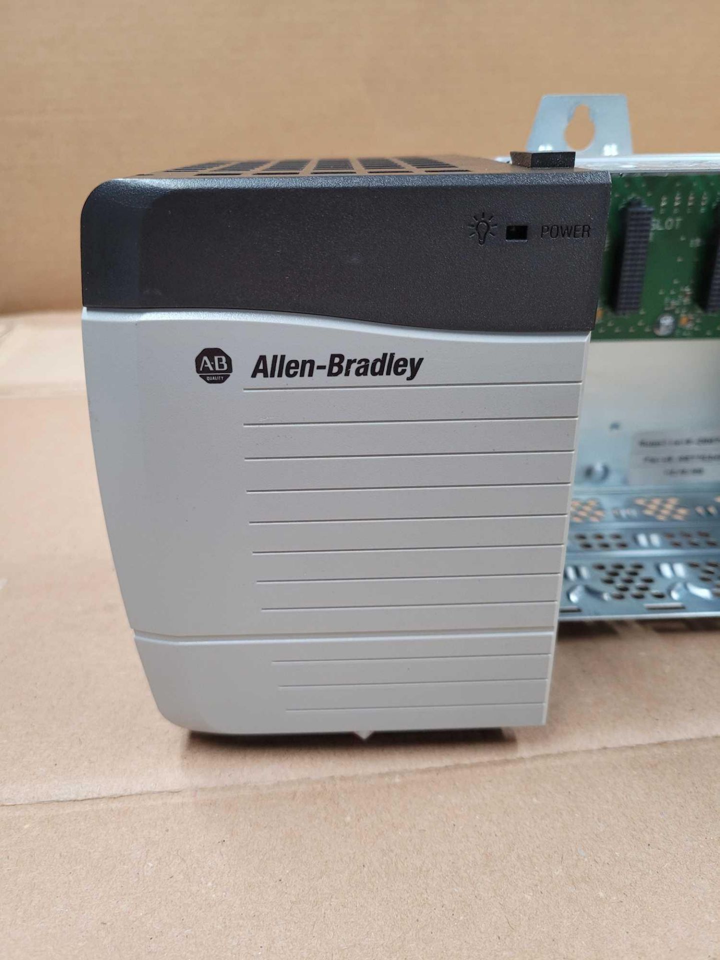 ALLEN BRADLEY 1756-PA75 with 1756-A10B   / Series A Power Supply with 10 Slot PLC Chassis  /  Lot We - Image 2 of 7