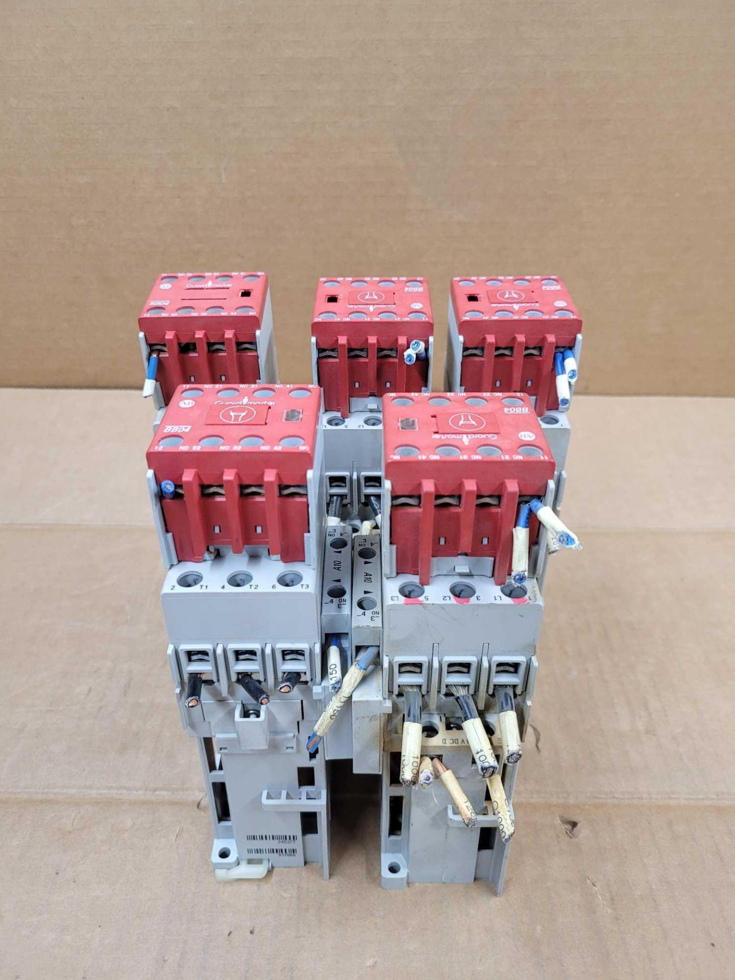 LOT OF 5 ALLEN BRADLEY 100S-C37DJ14BC / Guardmaster Safety Contactor  /  Lot Weight: 10.6 lbs