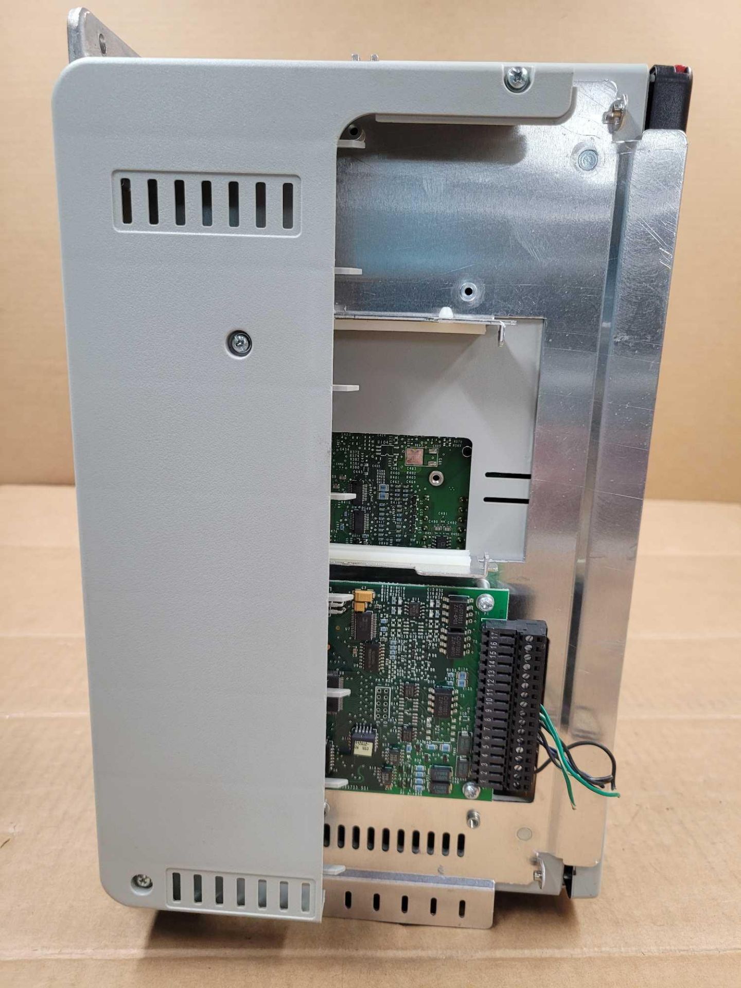 ALLEN BRADLEY 20DD022A3EYNADACE / Series A Powerflex 700S AC Drive  /  Lot Weight: 16.4 lbs - Image 4 of 7