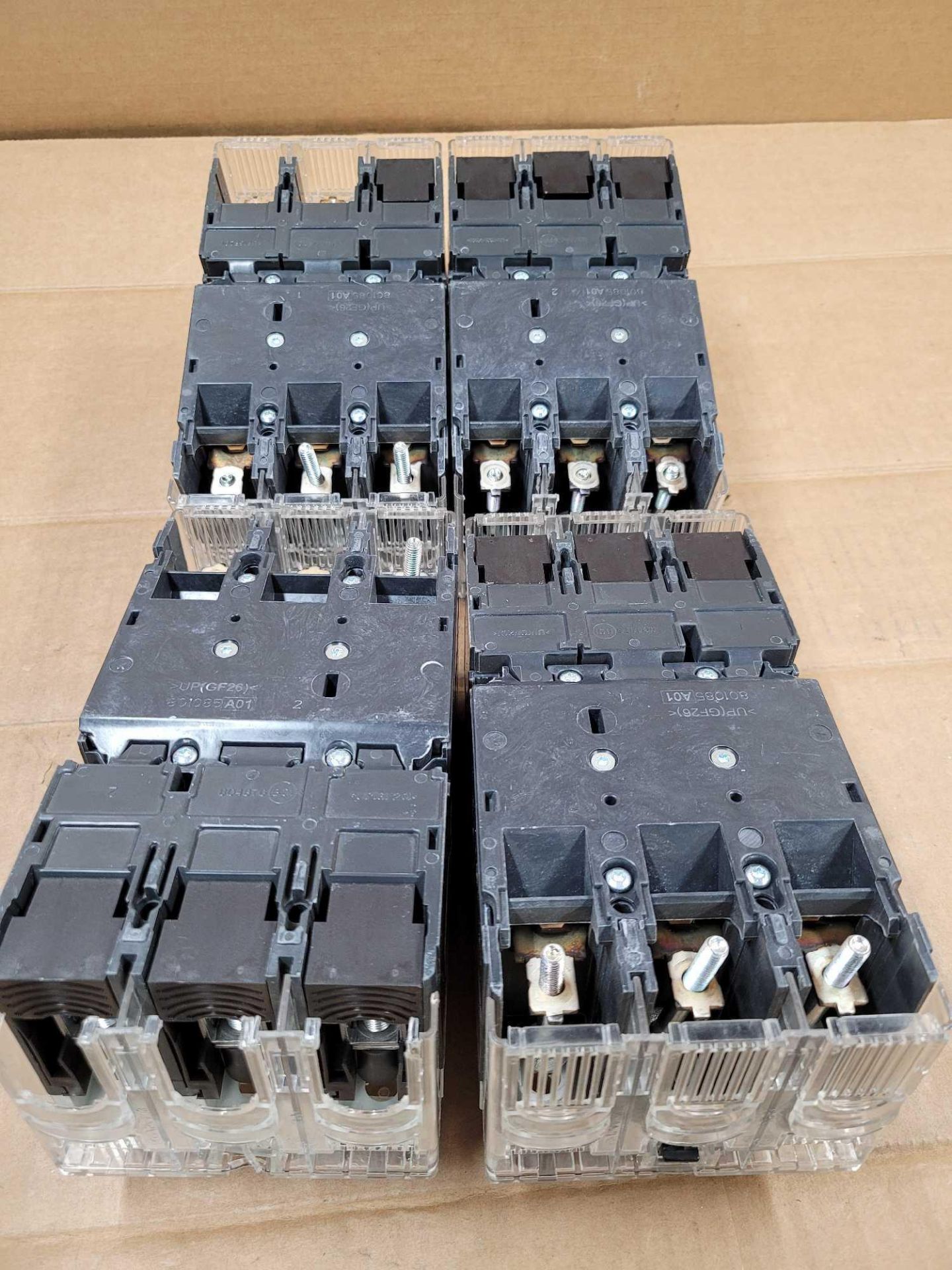 LOT OF 4 SIEMENS HDX3B100 / 100 Amp Circuit Breaker  /  Lot Weight: 18.8 lbs - Image 8 of 8