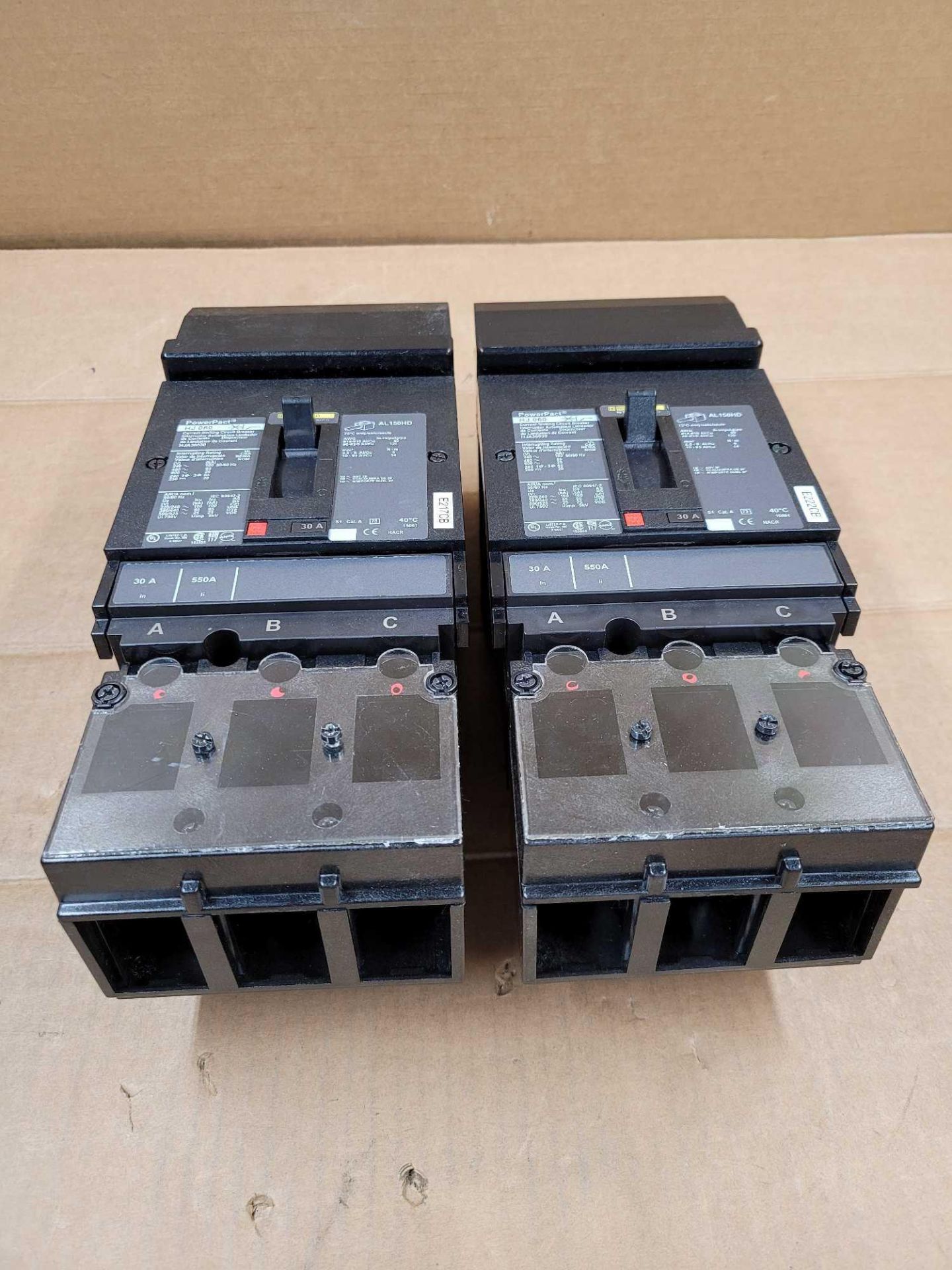 LOT OF 2 SQUARE D HJA36030 / 30 Amp Molded Case Circuit Breaker  /  Lot Weight: 9.8 lbs