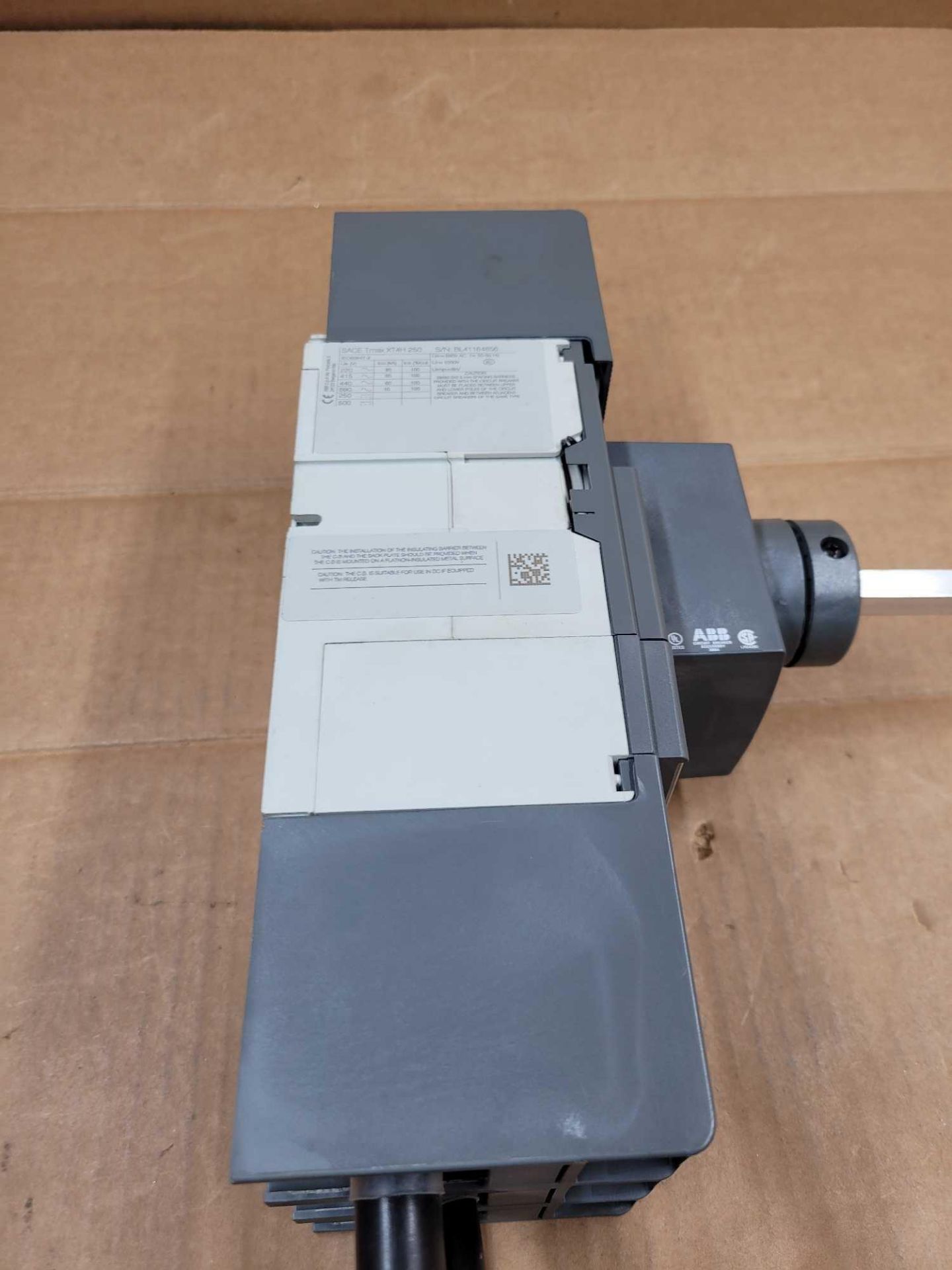 ABB XT4H250 / Sace Tmax 250 Amp 3 Pole Instantaneous Trip Circuit Breaker with Circuit Breaker Acces - Image 5 of 7