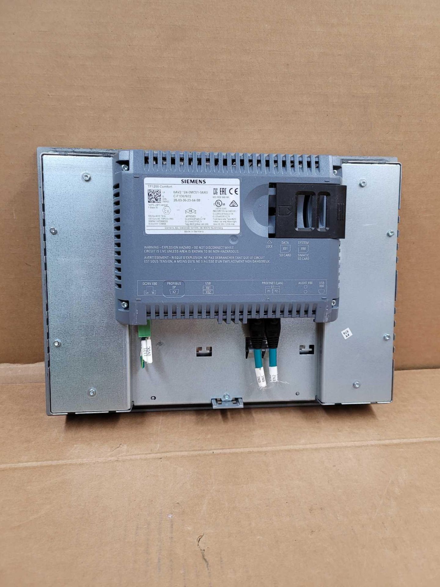 SIEMENS 6AV2124-0MC01-0AX0 / Simatic HMI Operator Interface  /  Lot Weight: 6.4 lbs - Image 2 of 4