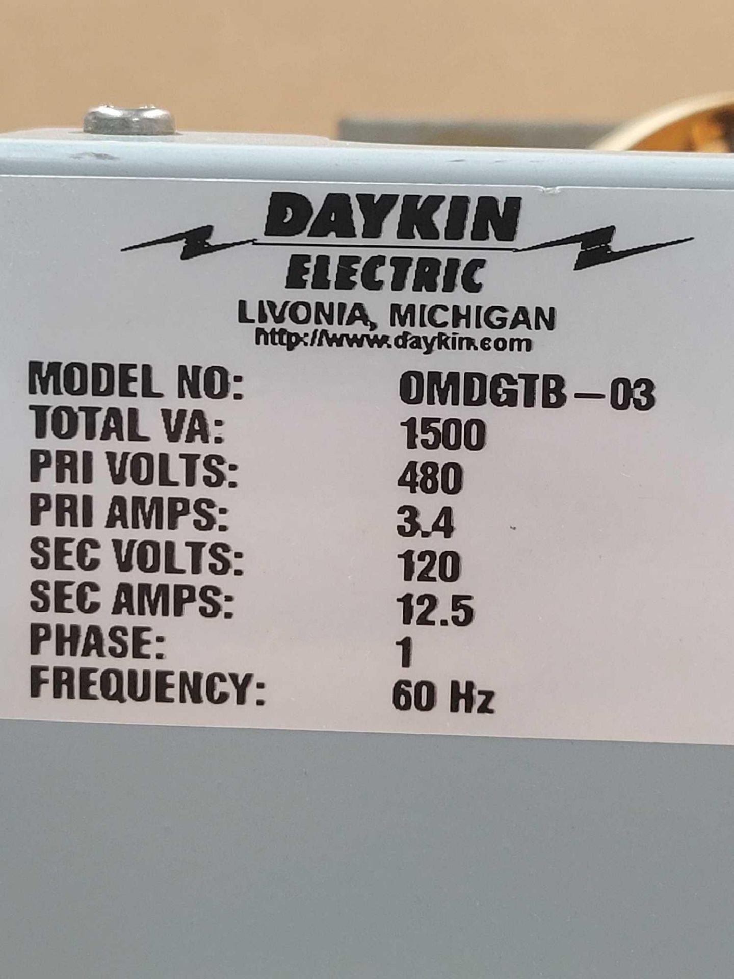 DAYKIN ELECTRIC 0MDGTB-03 with DAYKIN ELECTRIC TL4100 / Transformer Disconnect Switch with Transform - Image 6 of 9