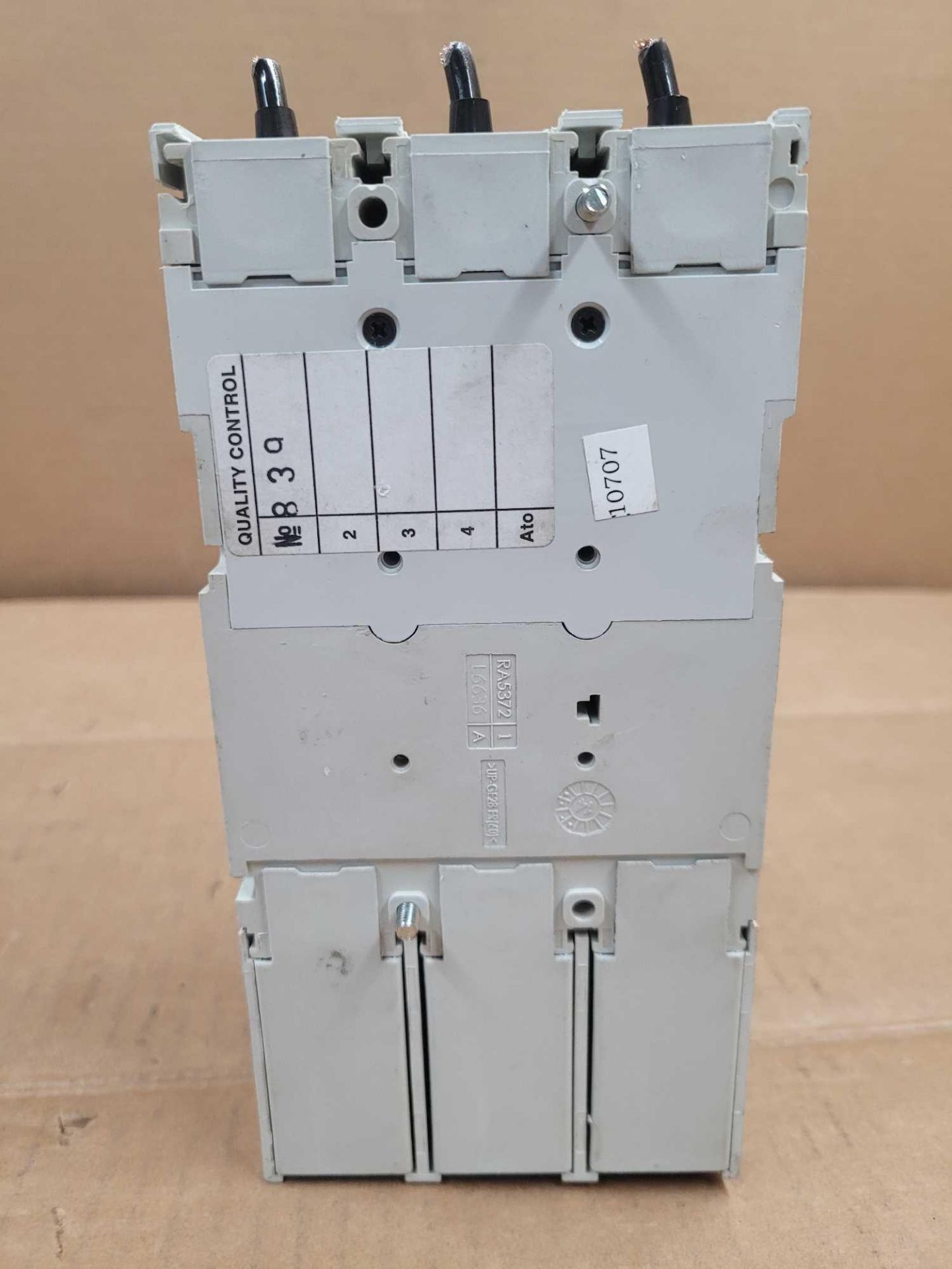 LOT OF 2 ALLEN BRADLEY 140G-H6C3-C25-FB / Series A 25 Amp Circuit Breaker  /  Lot Weight: 8.4 lbs - Image 5 of 9