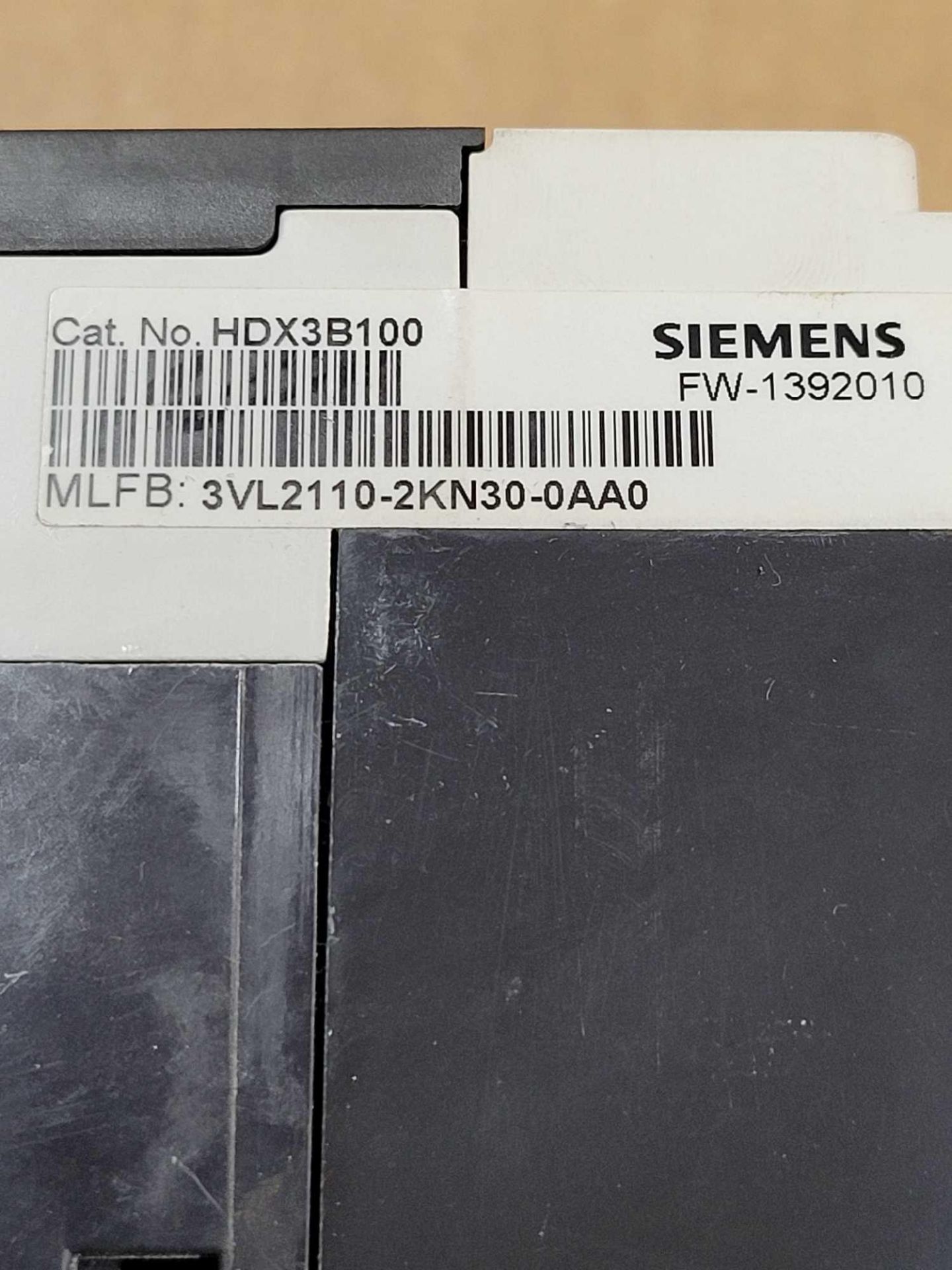 LOT OF 2 SIEMENS HDX3B100 / 100 Amp Circuit Breaker  /  Lot Weight: 9.6 lbs - Image 2 of 6
