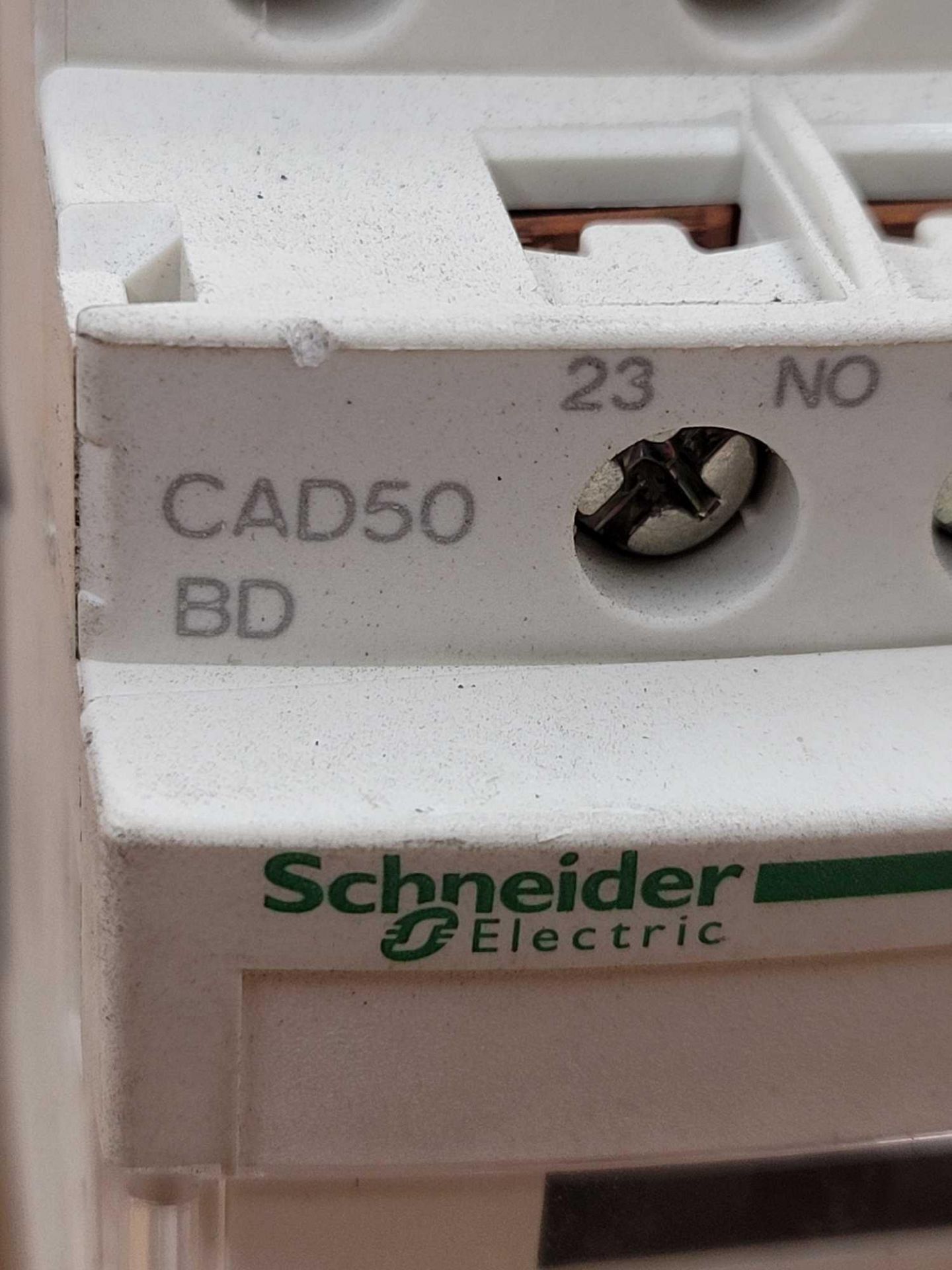 LOT OF 4 SCHNEIDER ELECTRIC CAD50BD with LAD4TBDL / Control Relay with Suppressor Block  /  Lot Weig - Image 2 of 7