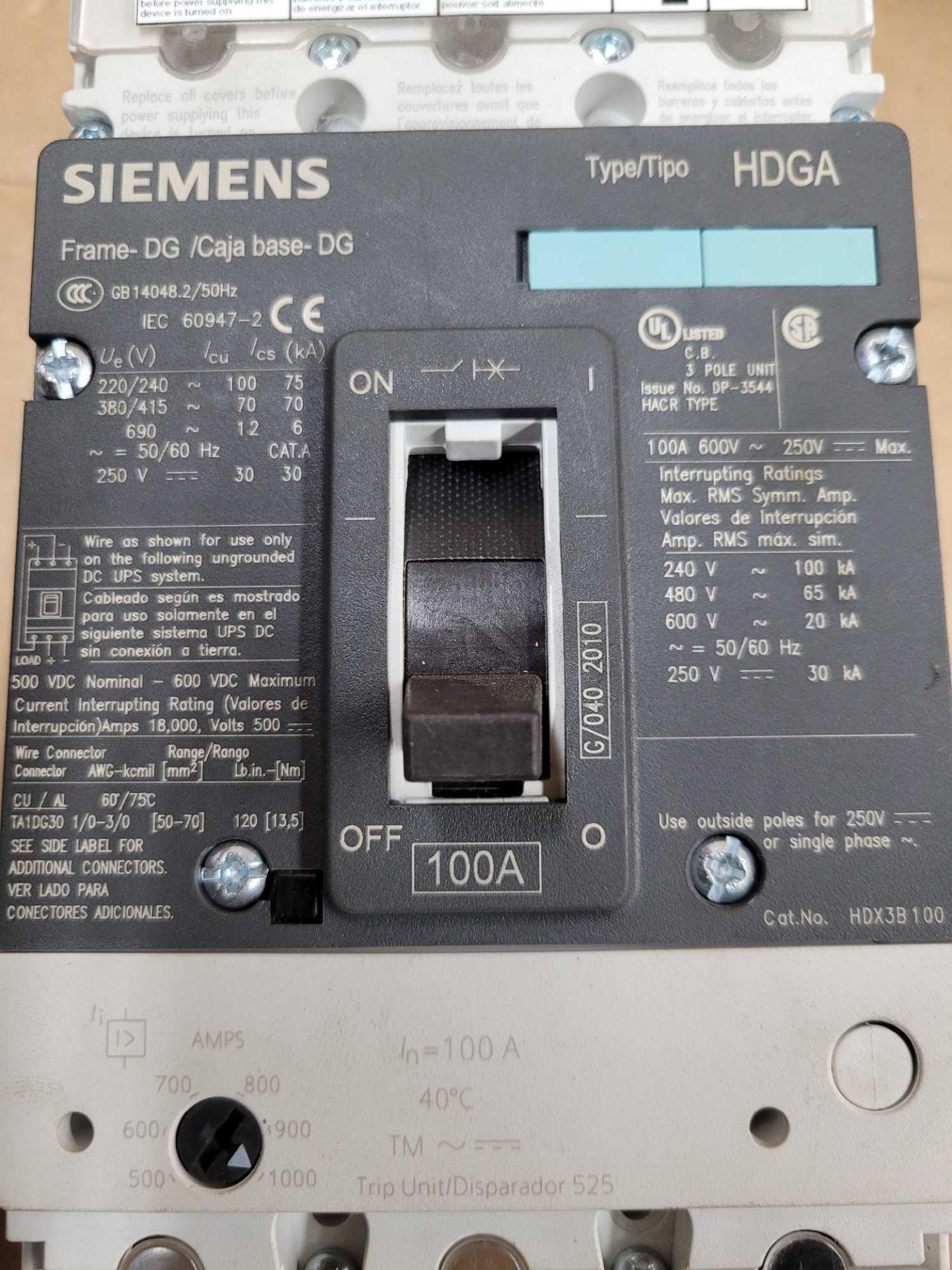 LOT OF 4 SIEMENS HDX3B100 / 100 Amp Circuit Breaker  /  Lot Weight: 18.8 lbs - Image 2 of 8