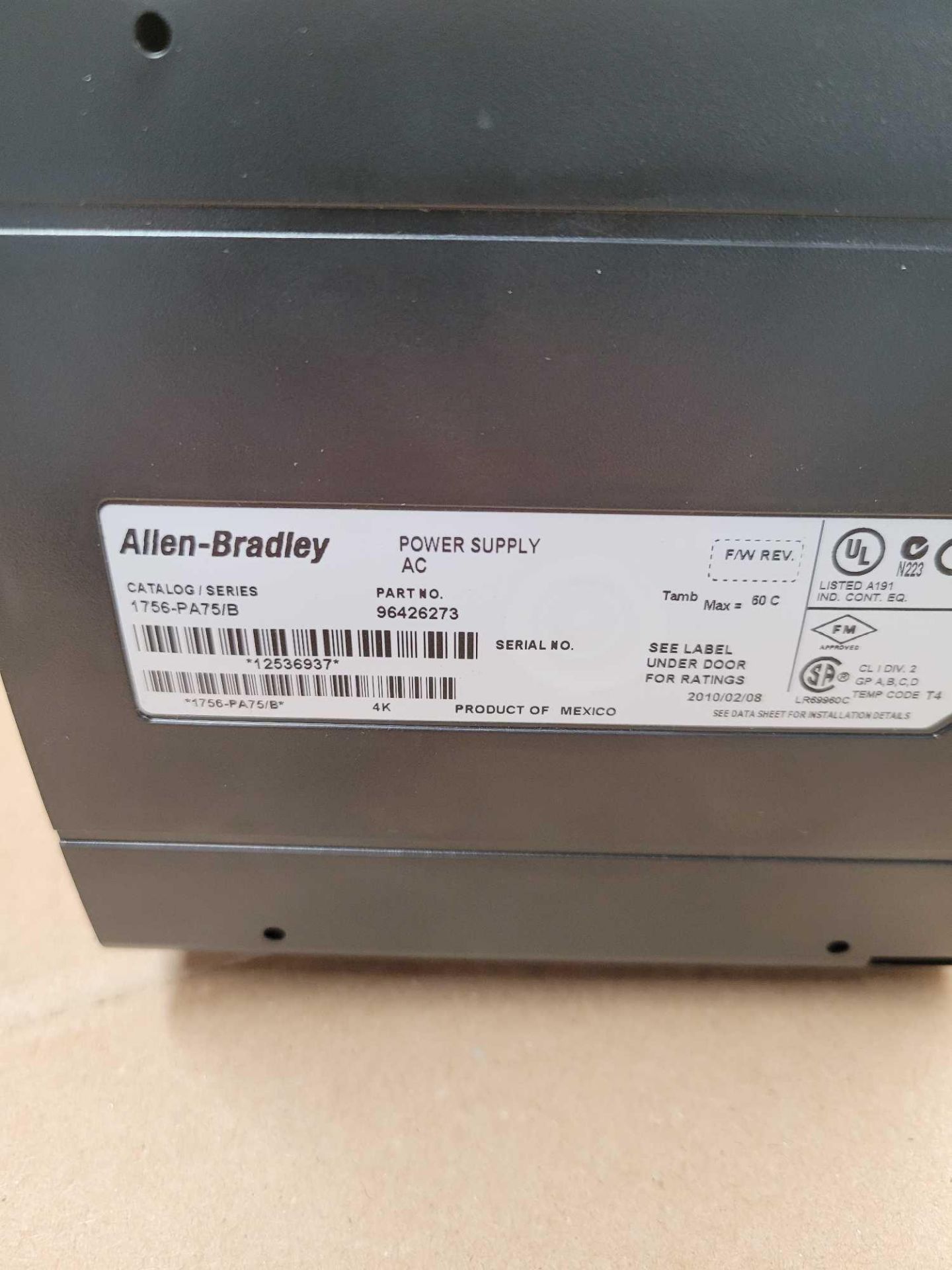 ALLEN BRADLEY 1756-PA75 with 1756-A10B   / Series A Power Supply with 10 Slot PLC Chassis  /  Lot We - Image 3 of 7