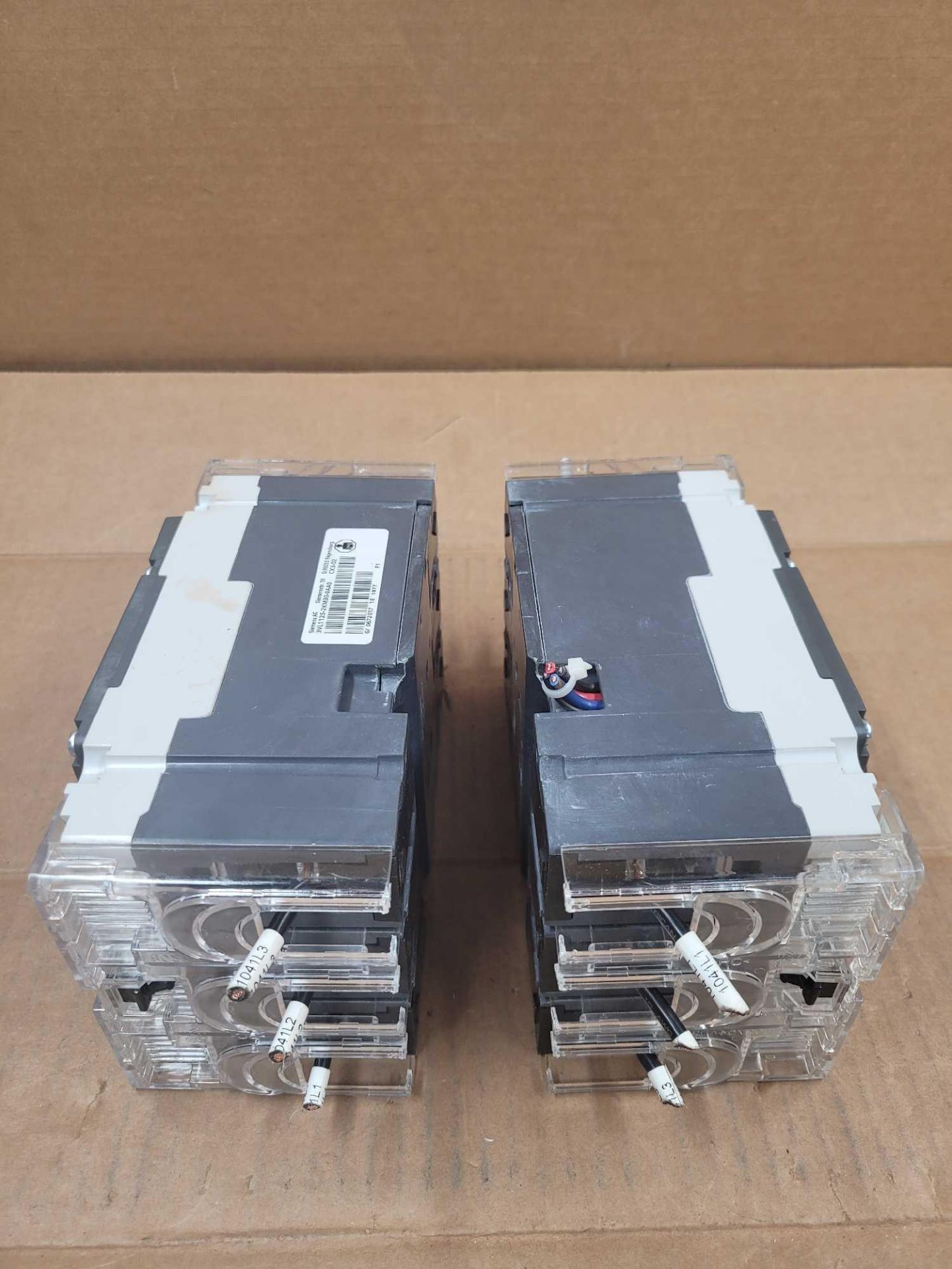 LOT OF 2 SIEMENS HCX3B025 / 25 Amp Circuit Breaker  /  Lot Weight: 8.8 lbs - Image 7 of 8